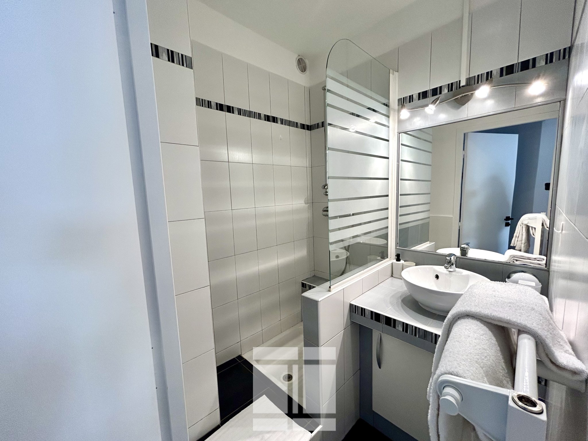 A VENDRE - APPARTEMENT VUE MER -  100M DE LA PLAGE - LUMIO