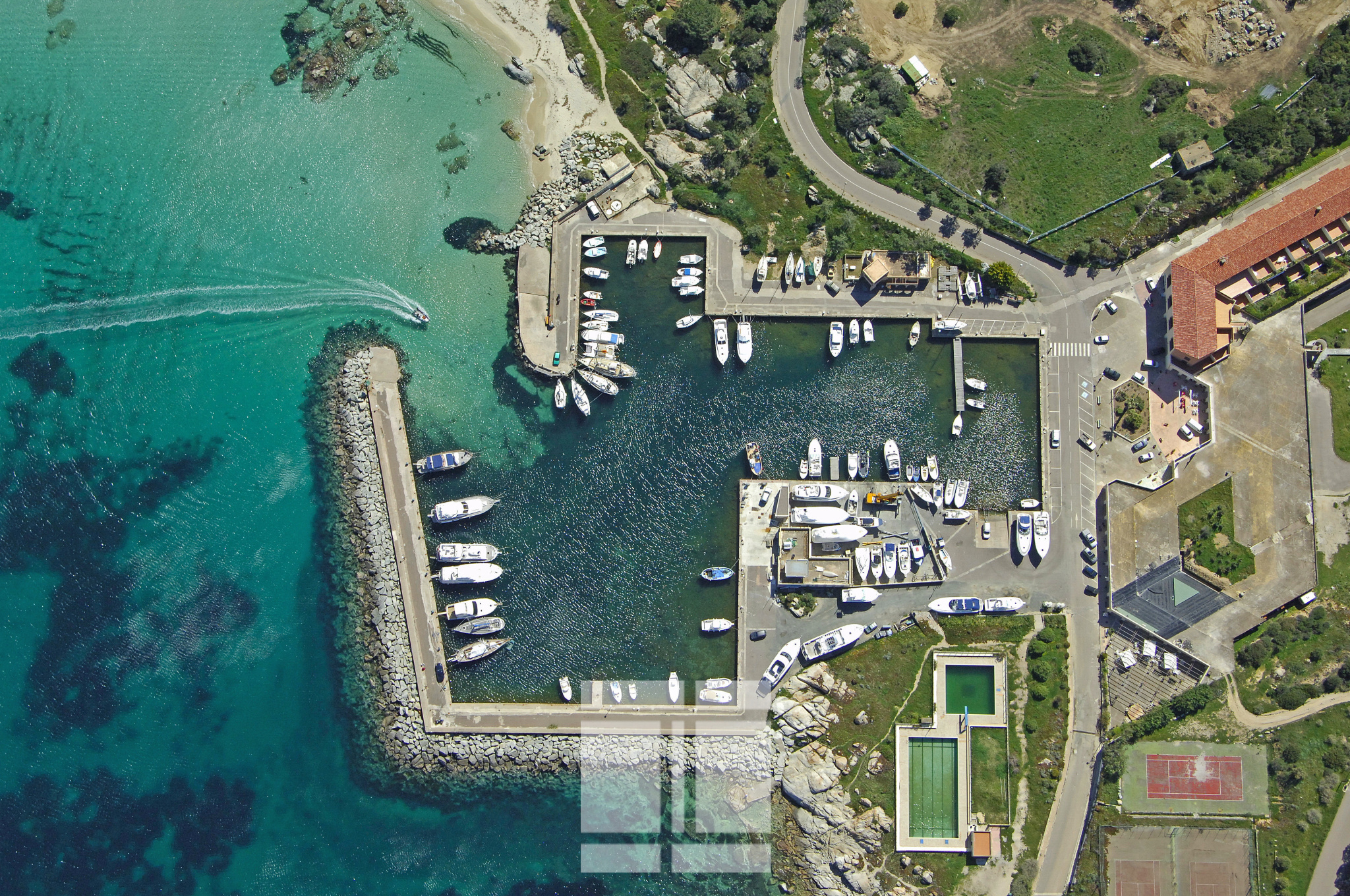 A VENDRE - APPARTEMENT VUE MER -  100M DE LA PLAGE - LUMIO