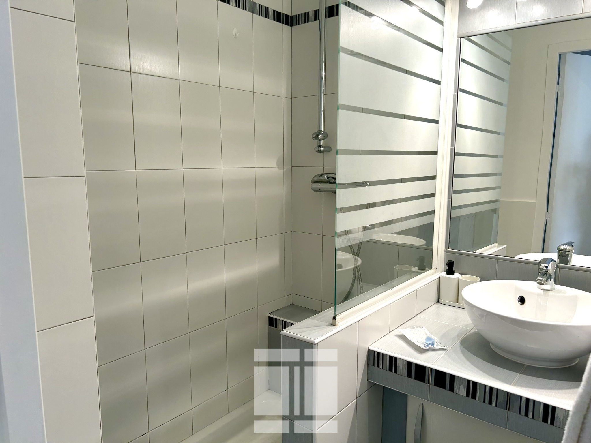 A VENDRE - APPARTEMENT VUE MER -  100M DE LA PLAGE - LUMIO
