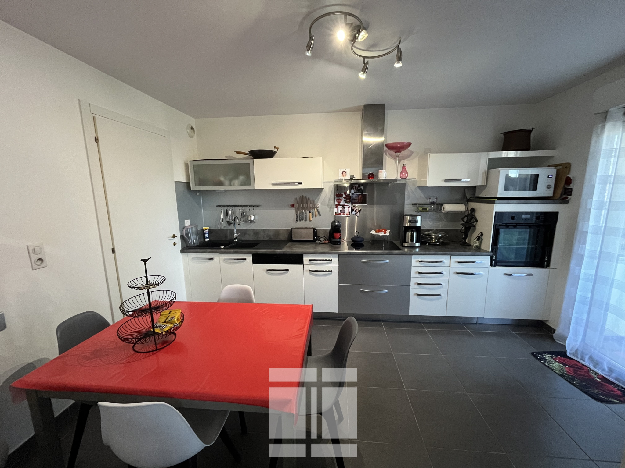 BORGO - VUE DEGAGEE, TERRASSE 50M2