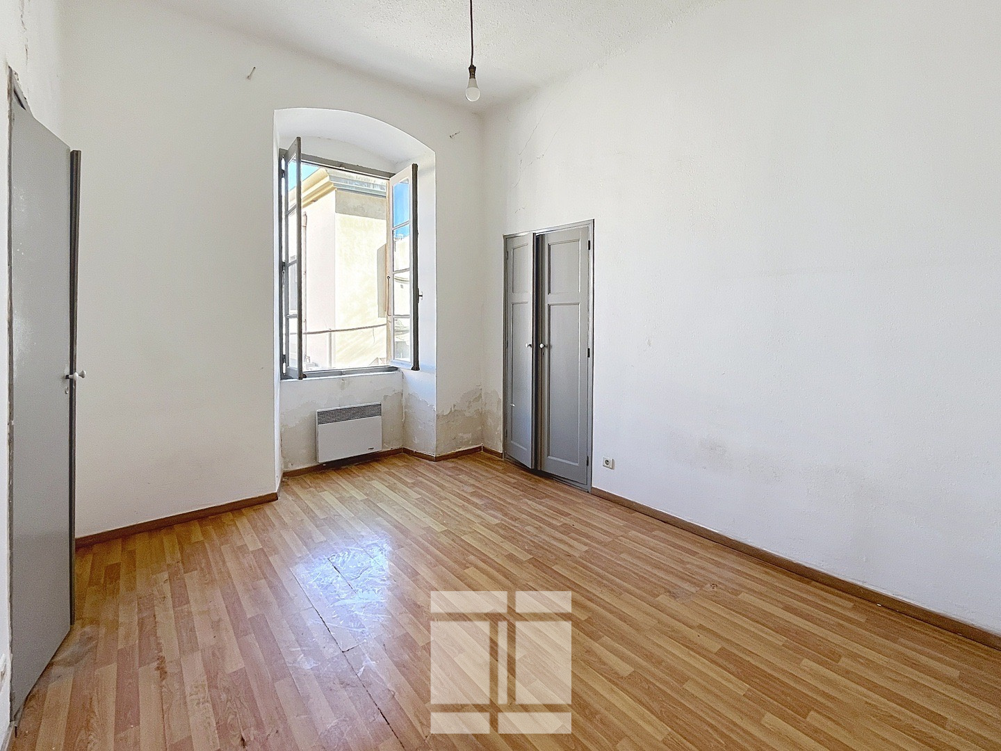 HYPER CENTRE DE BASTIA - F5 DE 130M2 AVEC ASCENSEUR