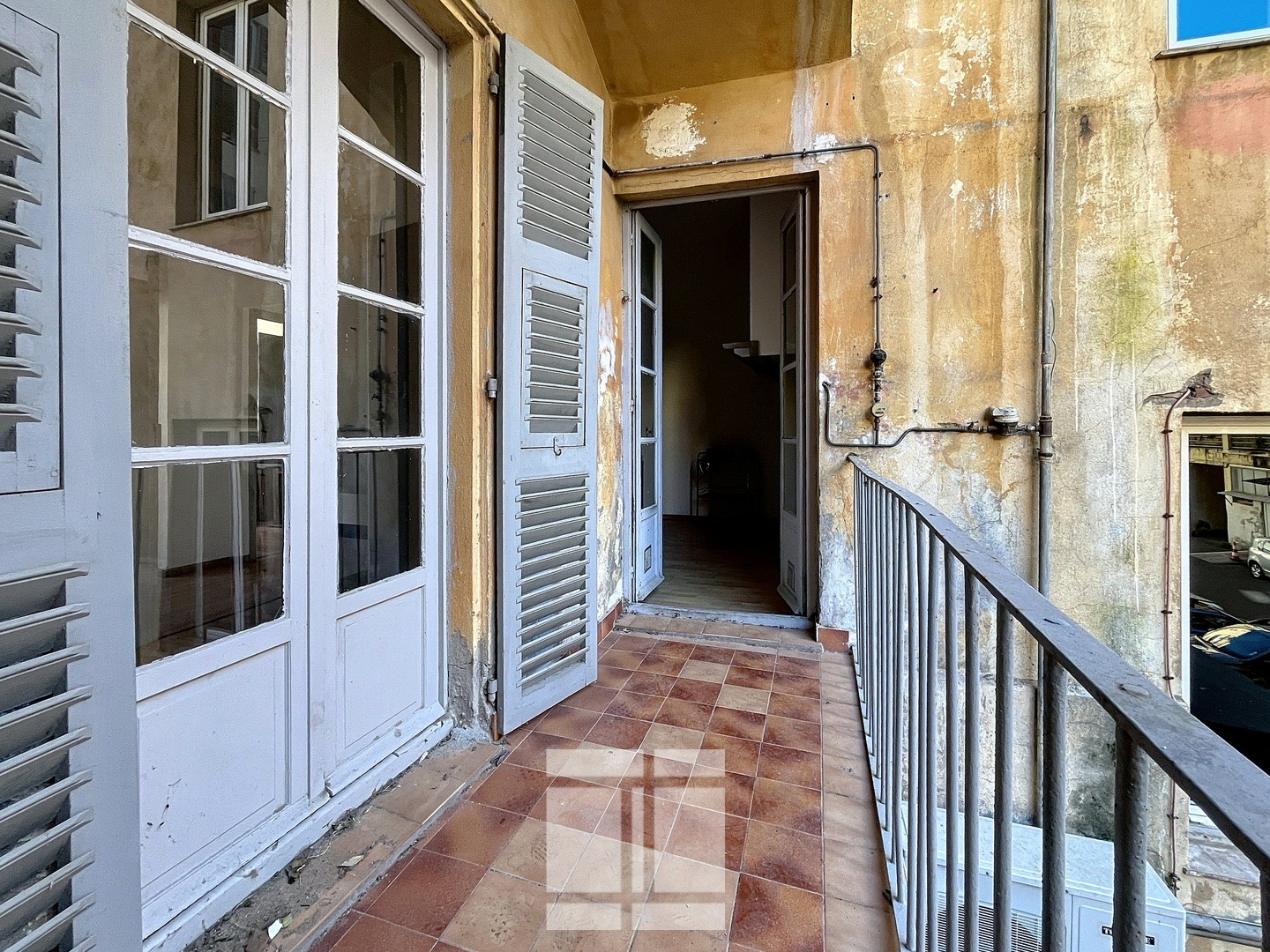 HYPER CENTRE DE BASTIA - F5 DE 130M2 AVEC ASCENSEUR