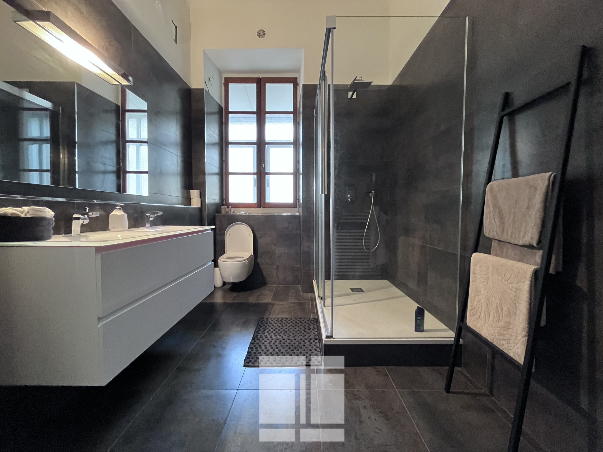 BASTIA CENTRE - 120M2 - 2EME ETAGE