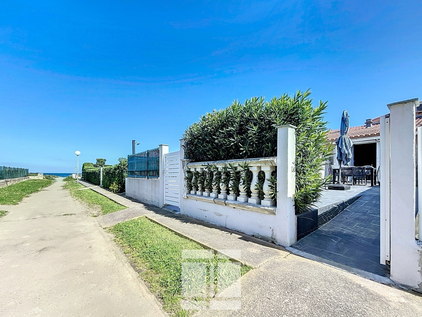 RÉSIDENCE EN BORD DE MER - F3 AVEC TERRASSE