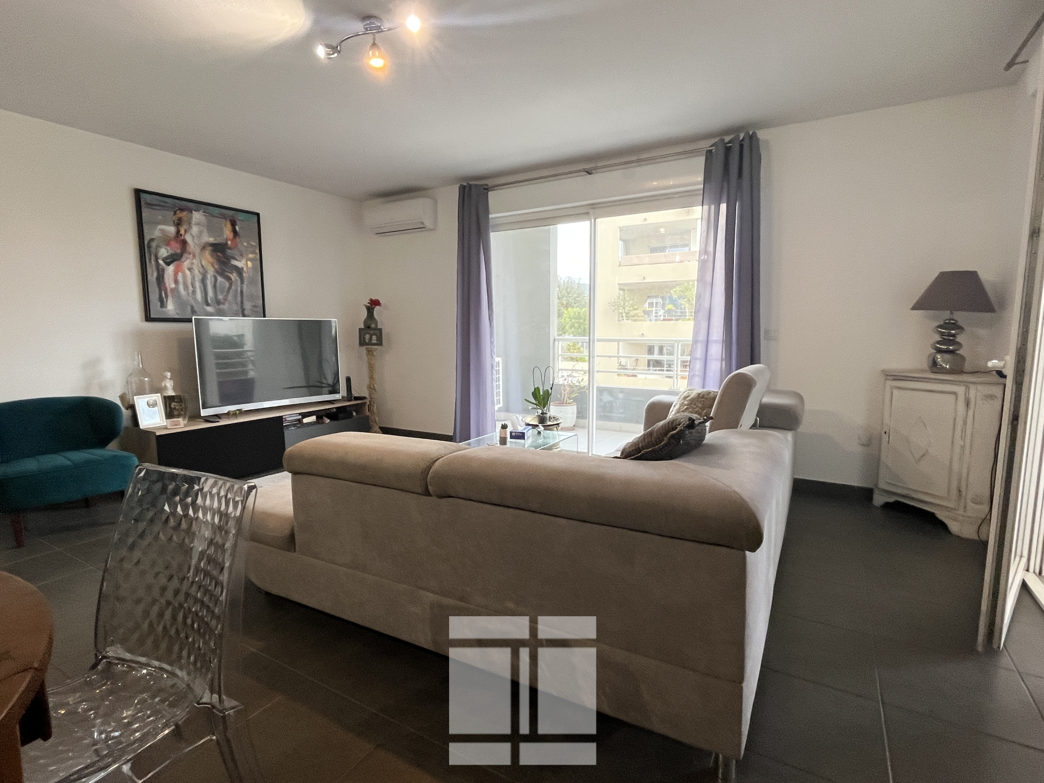 3 pièces - 69,59 m2  de 2014 - Terrasse de 26m2 - parking et ascenseur