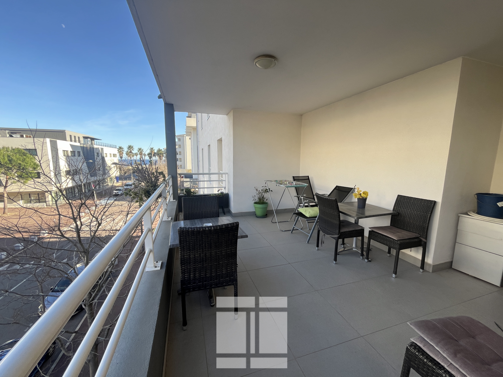 3 pièces - 69,59 m2  de 2014 - Terrasse de 26m2 - parking et ascenseur
