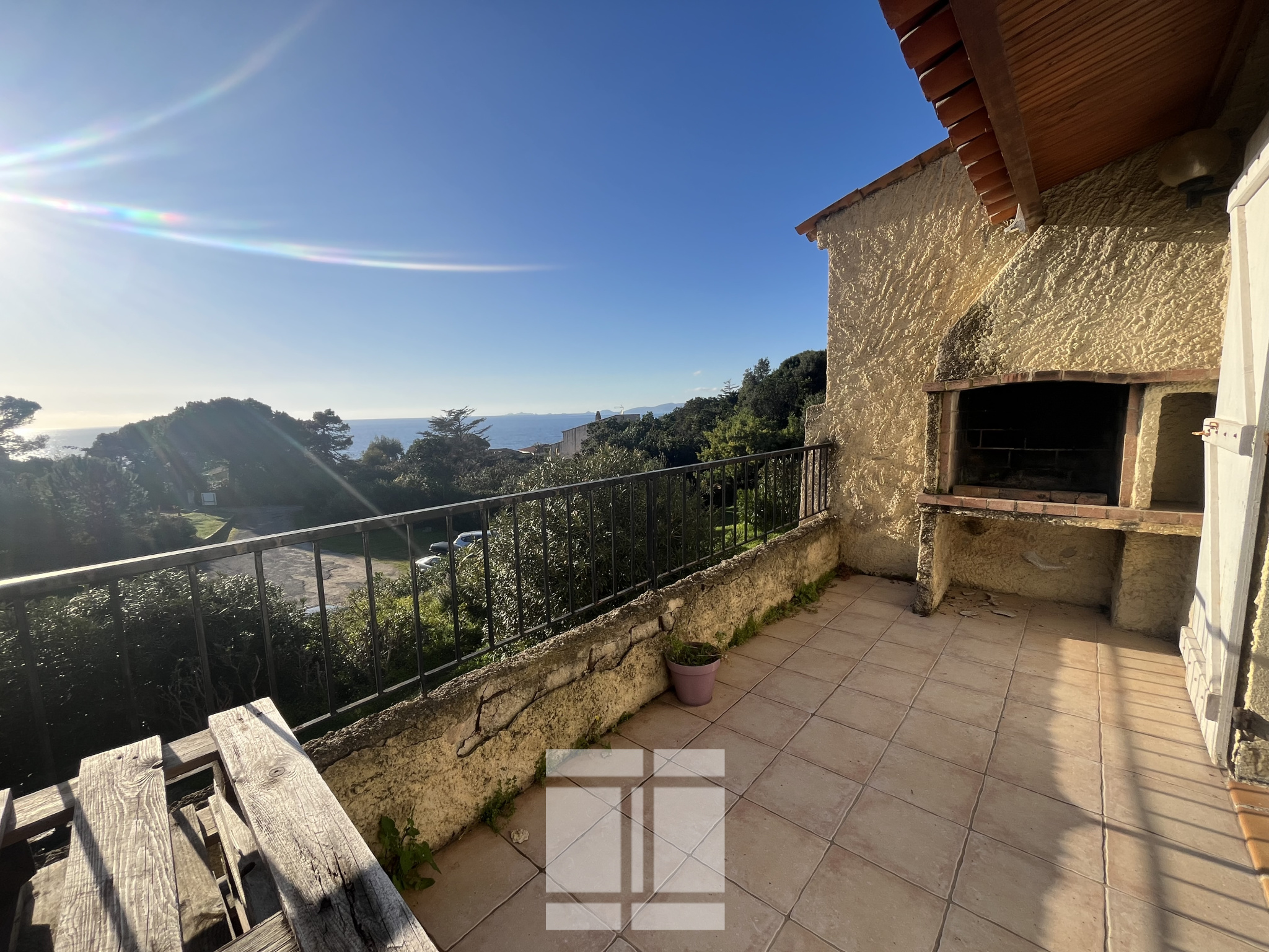 EN EXCLUSIVITE  PORTICCIO :  T3 VUE MER AVEC TERRASSE