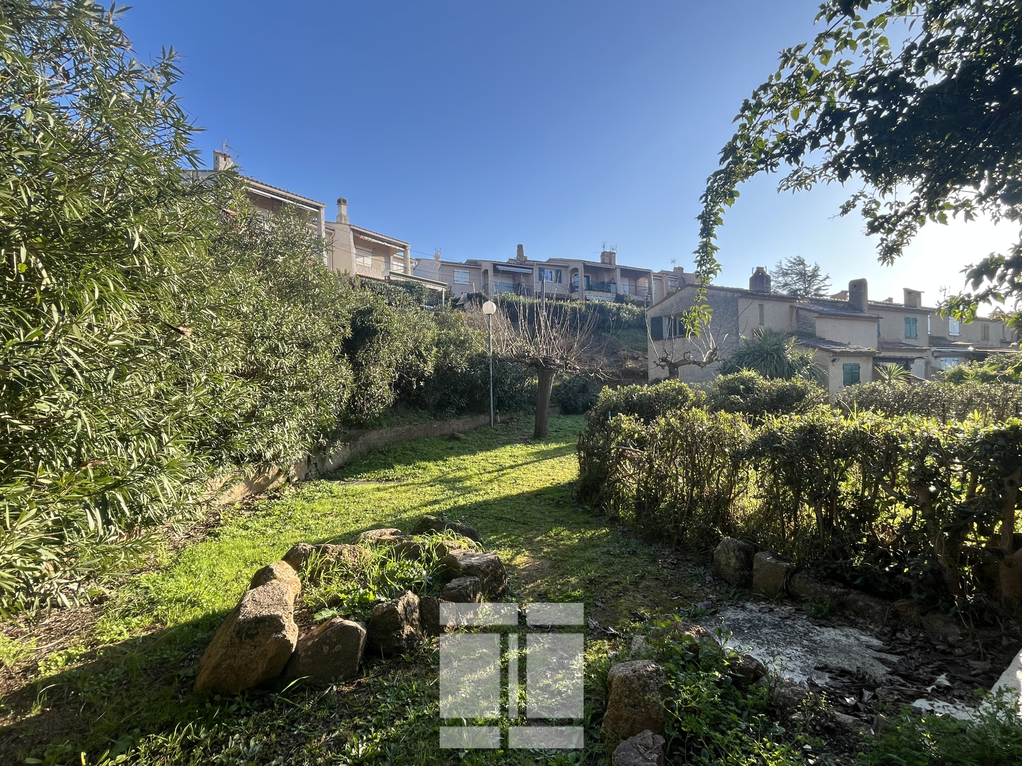 EN EXCLUSIVITE  PORTICCIO :  T3 VUE MER AVEC TERRASSE