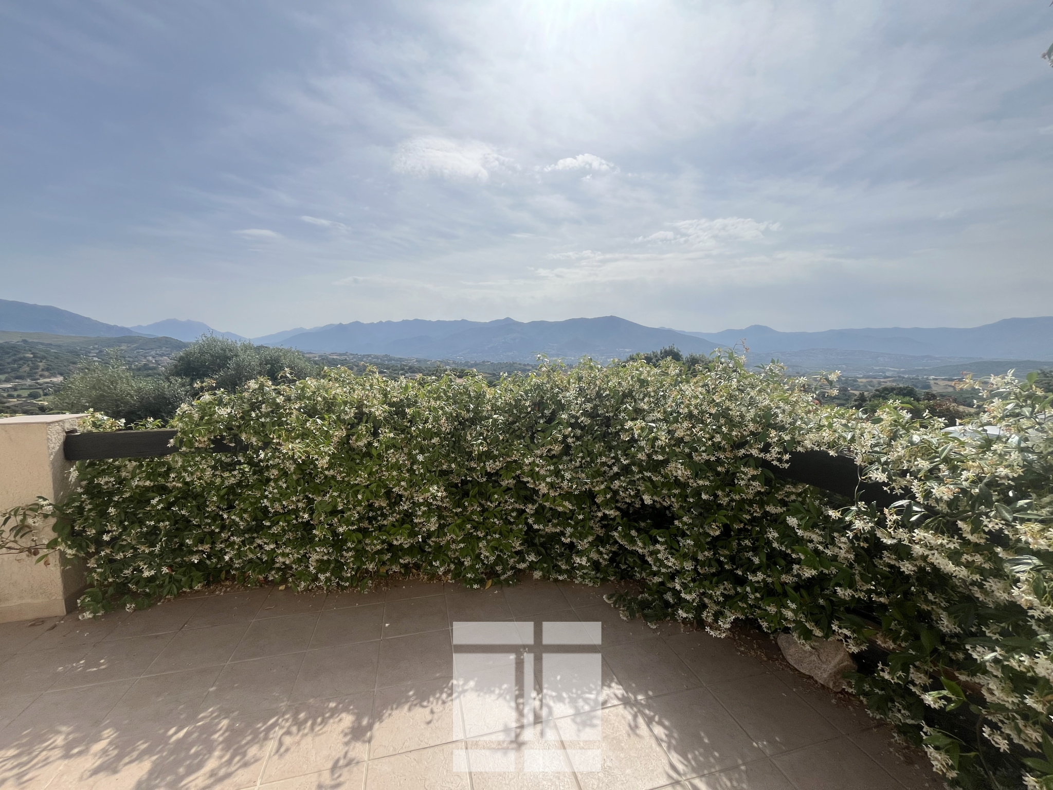 SECTEUR RECHERCHÉ   TROVA MAISON DE 135 M2 T4/5 À 15 MIN D’AJACCIO