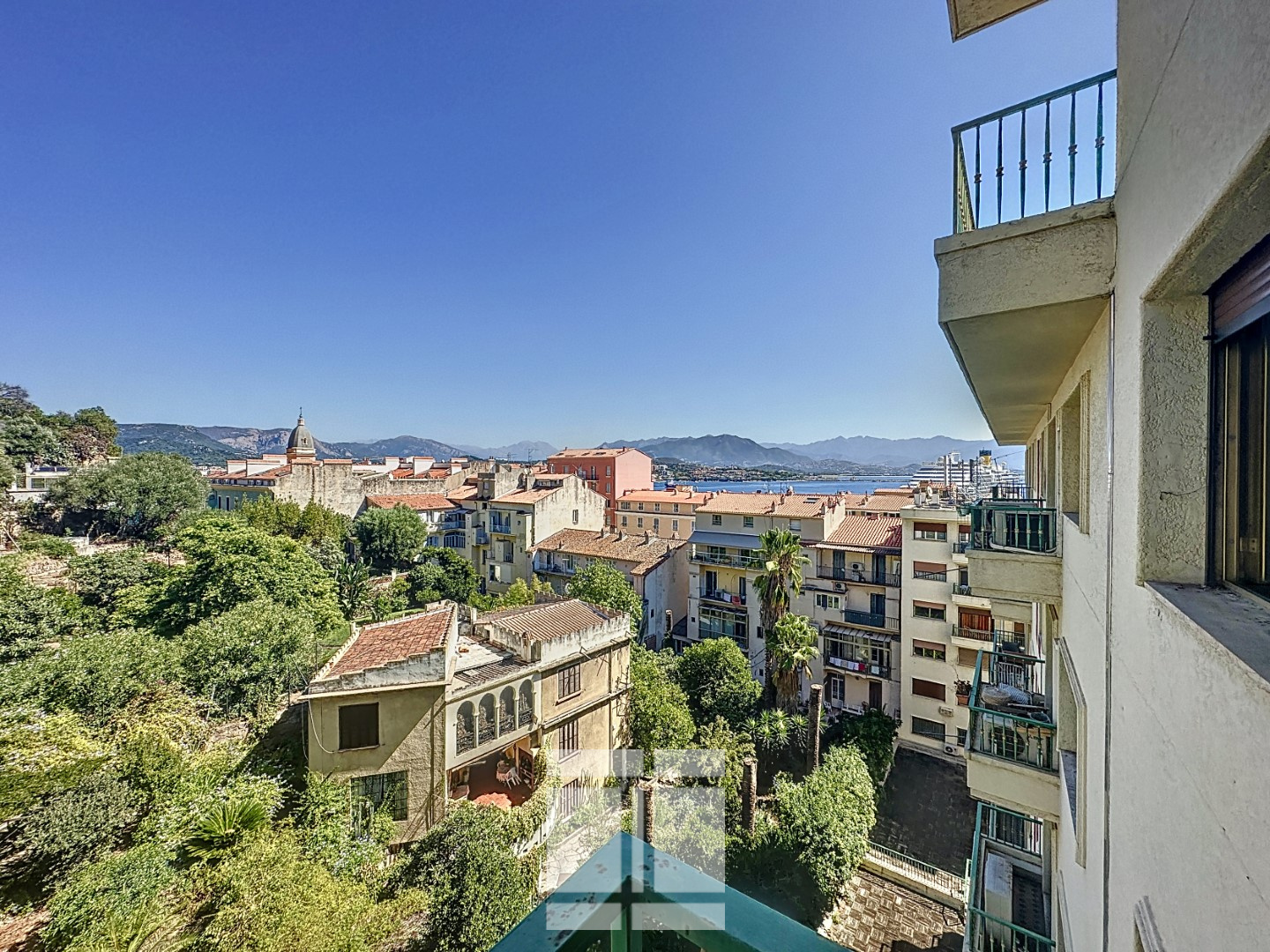 F3 A VENDRE CENTRE VILLE - AJACCIO