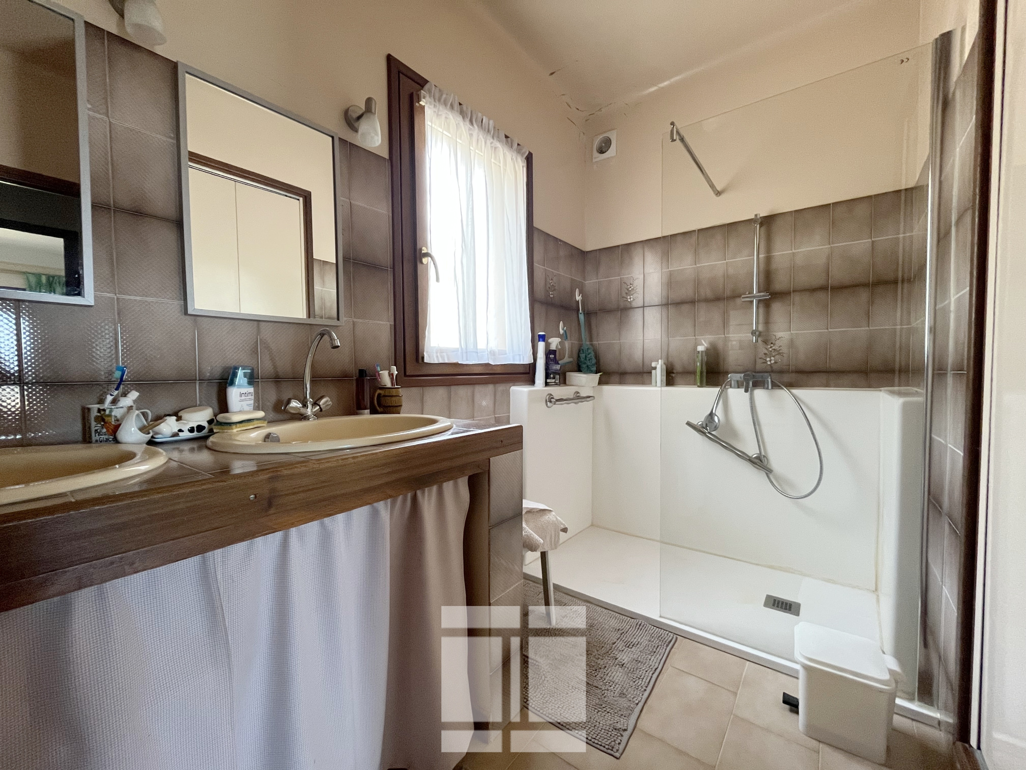 AFA -  VILLA DE CHARME INDIVIDUELLE AVEC UN TERRAIN DE 1500 M2