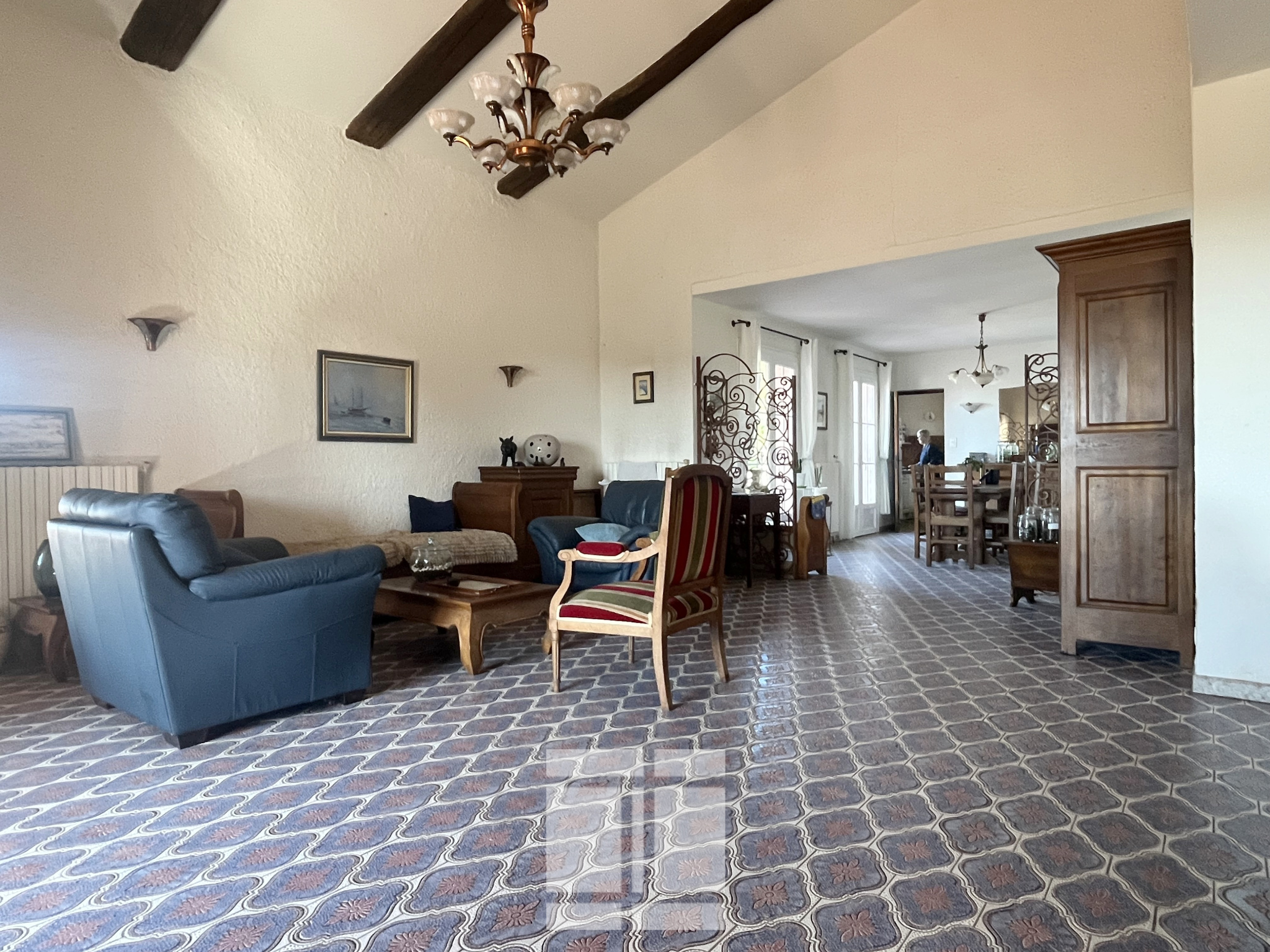 PORTICCIO - PROPRIÉTÉ DE CHARMES DE 515 m2 AVEC PISCINE ET VUE MER