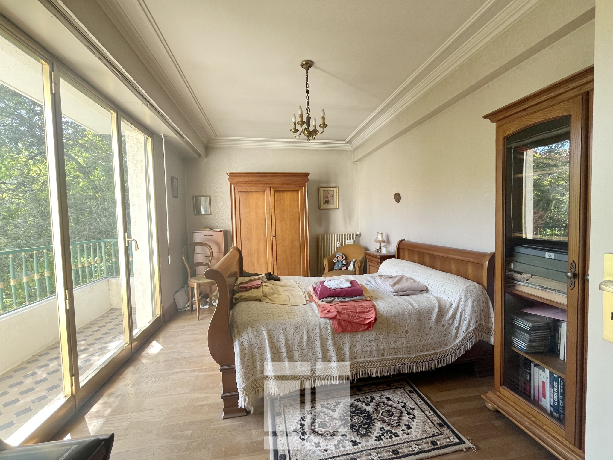 AJACCIO - RARE GRAND T3/4 AU COURS DE LA VILLE DANS UNE RESIDENCE PRISÉE