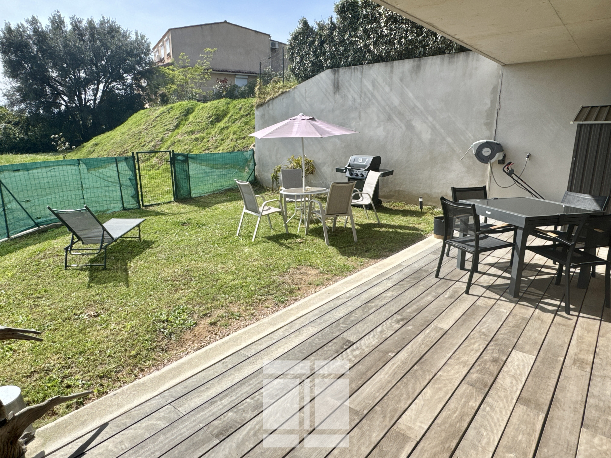 RARE à la vente, dans une résidence récente, superbe 3P avec grande terrasse et jardin privatif