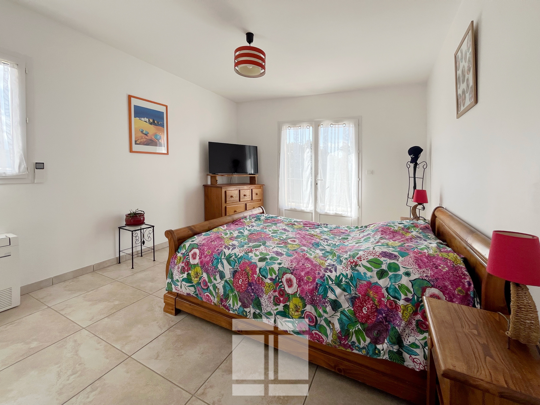 Coup de cœur à  Sarrola-Carcopino. Belle maison familiale de 259 m2 exposée plein sud avec piscine.