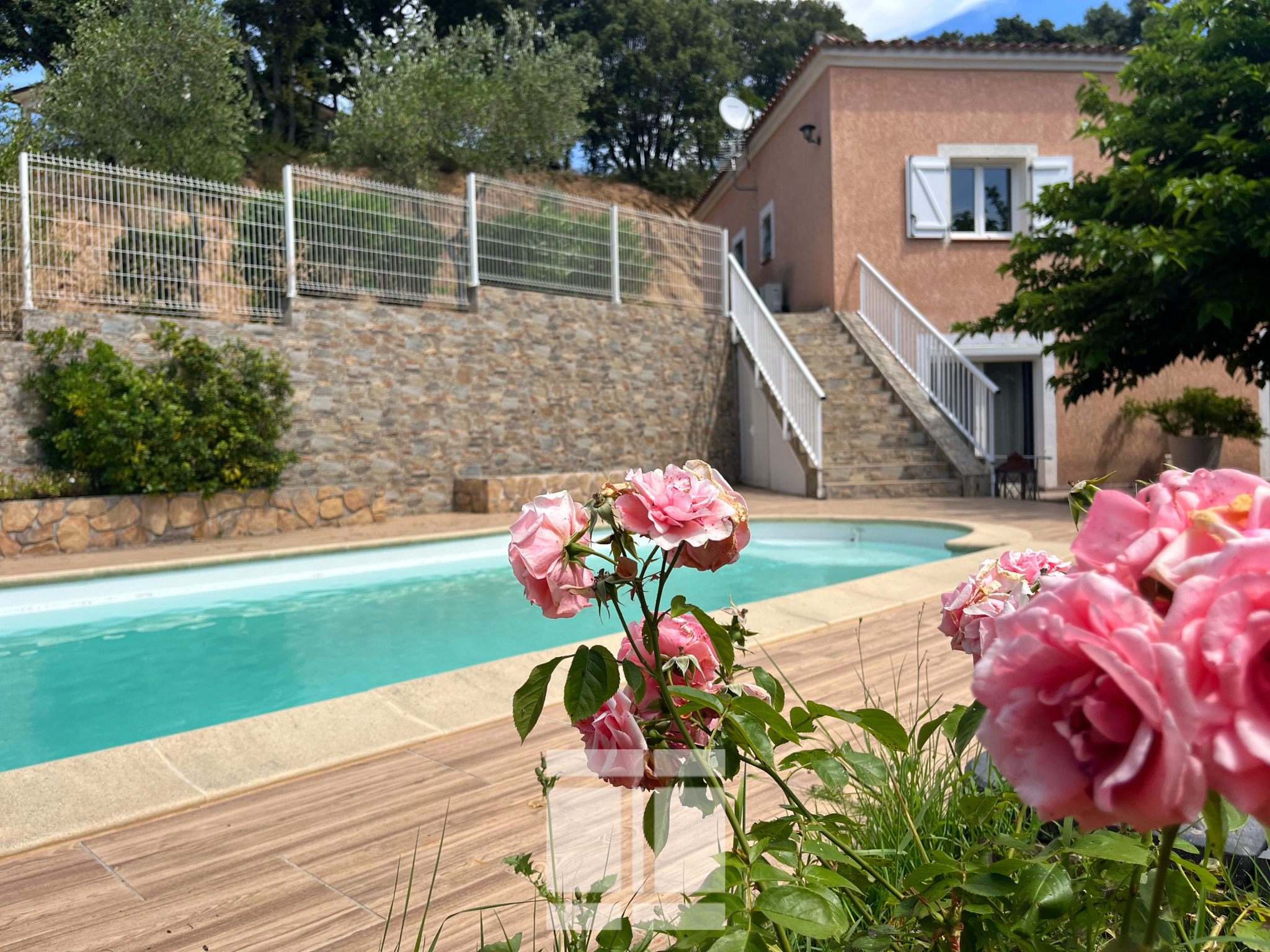 Villa coup de cœur 200m2 avec piscine Eccica-Suarella