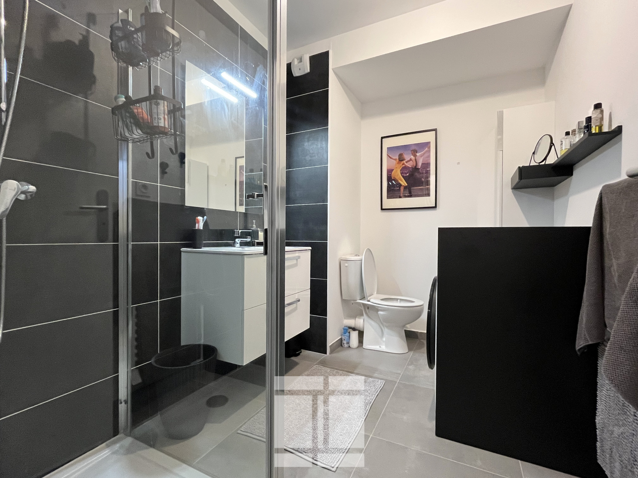 AJACCIO - STUDIO DE 32 M2 AVEC TERRASSE DE 10M2