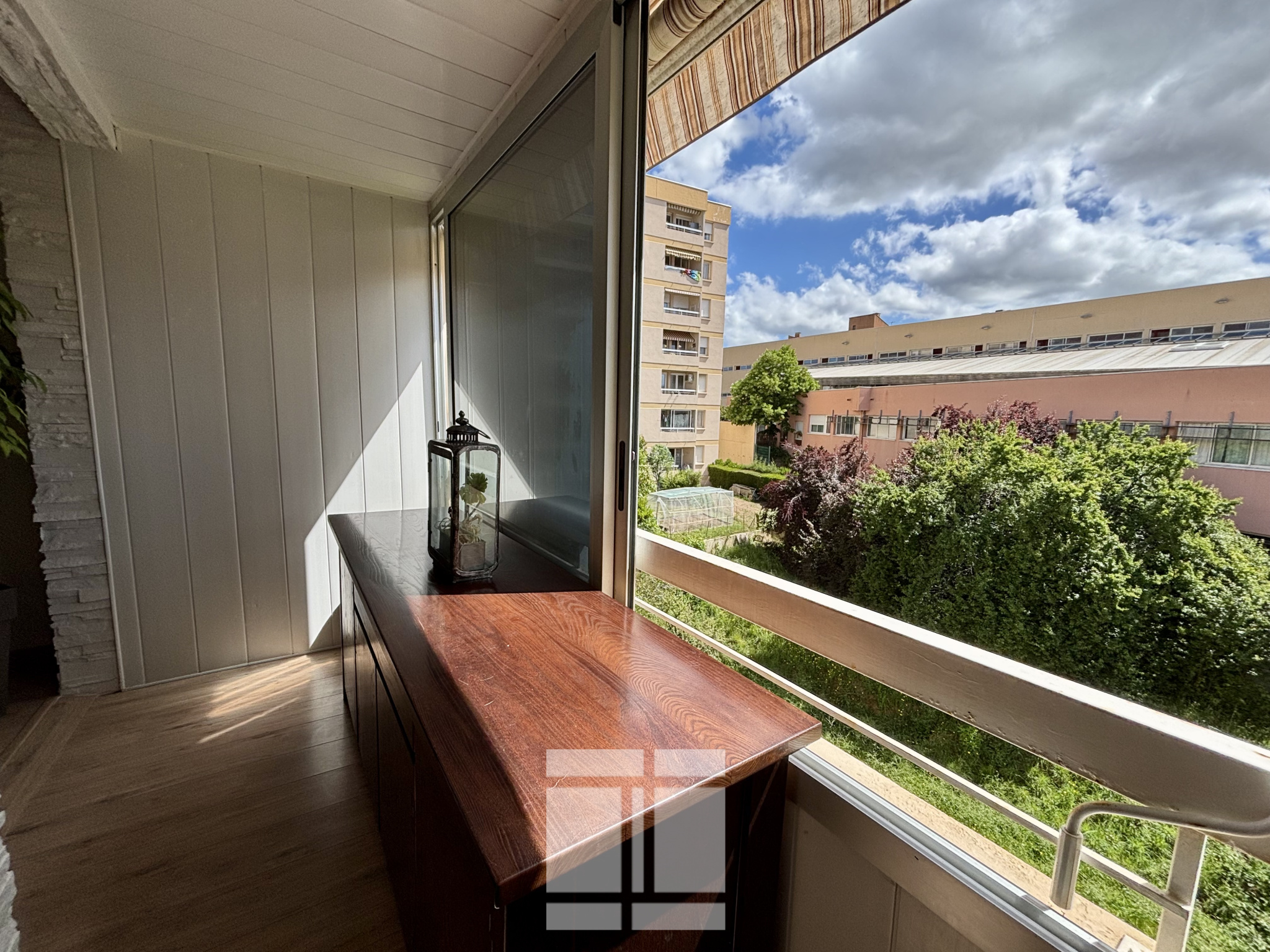 OPPORTUNITÉ 4 PIECES 96m2 LUMINEUX ET PARFAIT ETAT PROCHE TOUTES COMMODITÉS