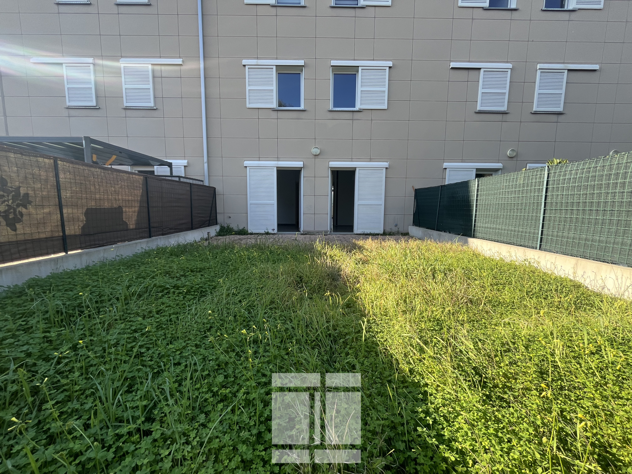PORTICCIO - GRAND T3 VUE MER AVEC GRANDE TERRASSE ET SON JARDIN PRIVATIF