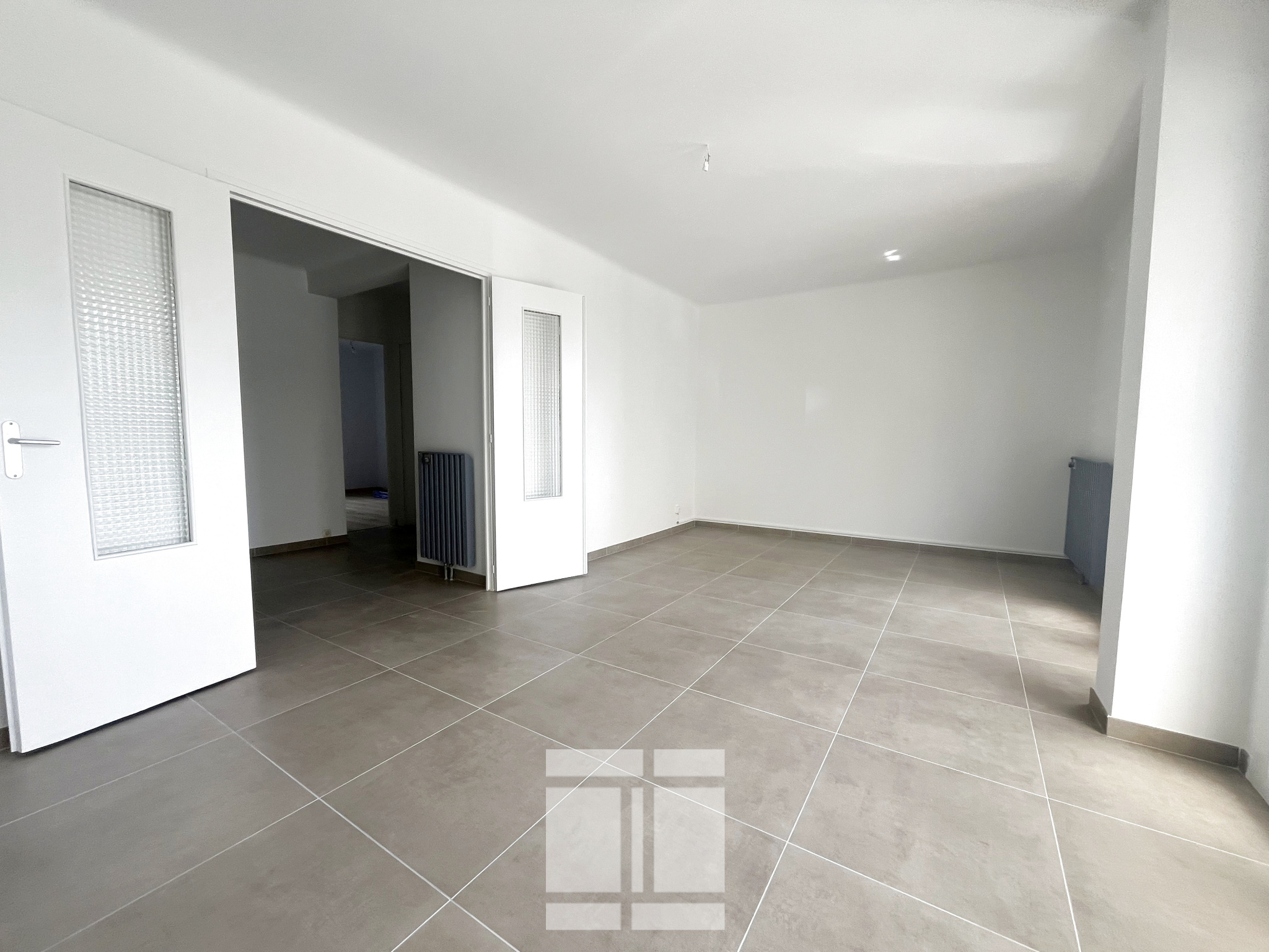 AJACCIO -  GRAND T3 REFAIT A NEUF QUARTIER LORETTO