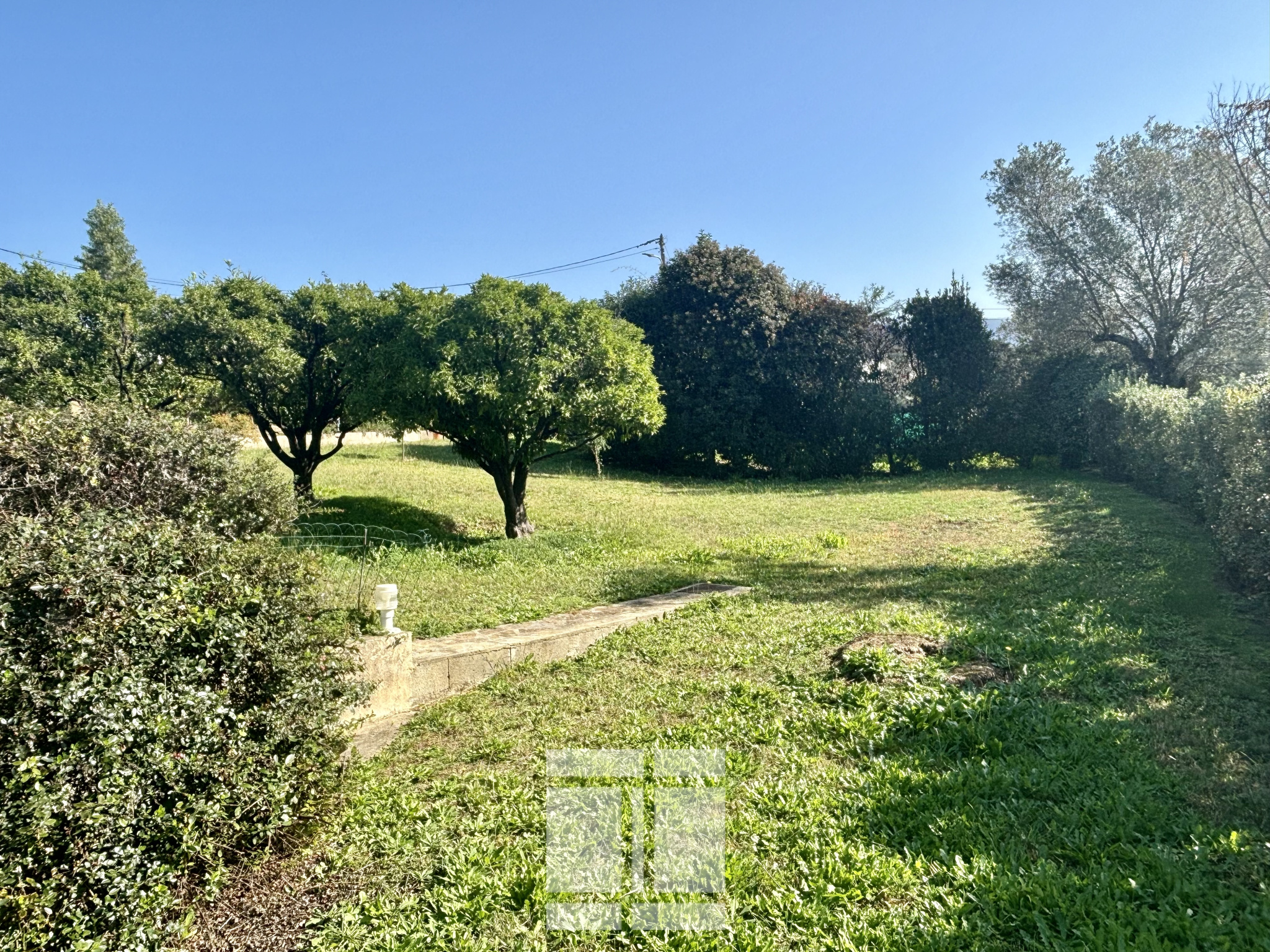 Superbe villa de 291m2 avec 2500m2 de terrain à proximité immédiate d'Ajaccio et de la Rive SUD