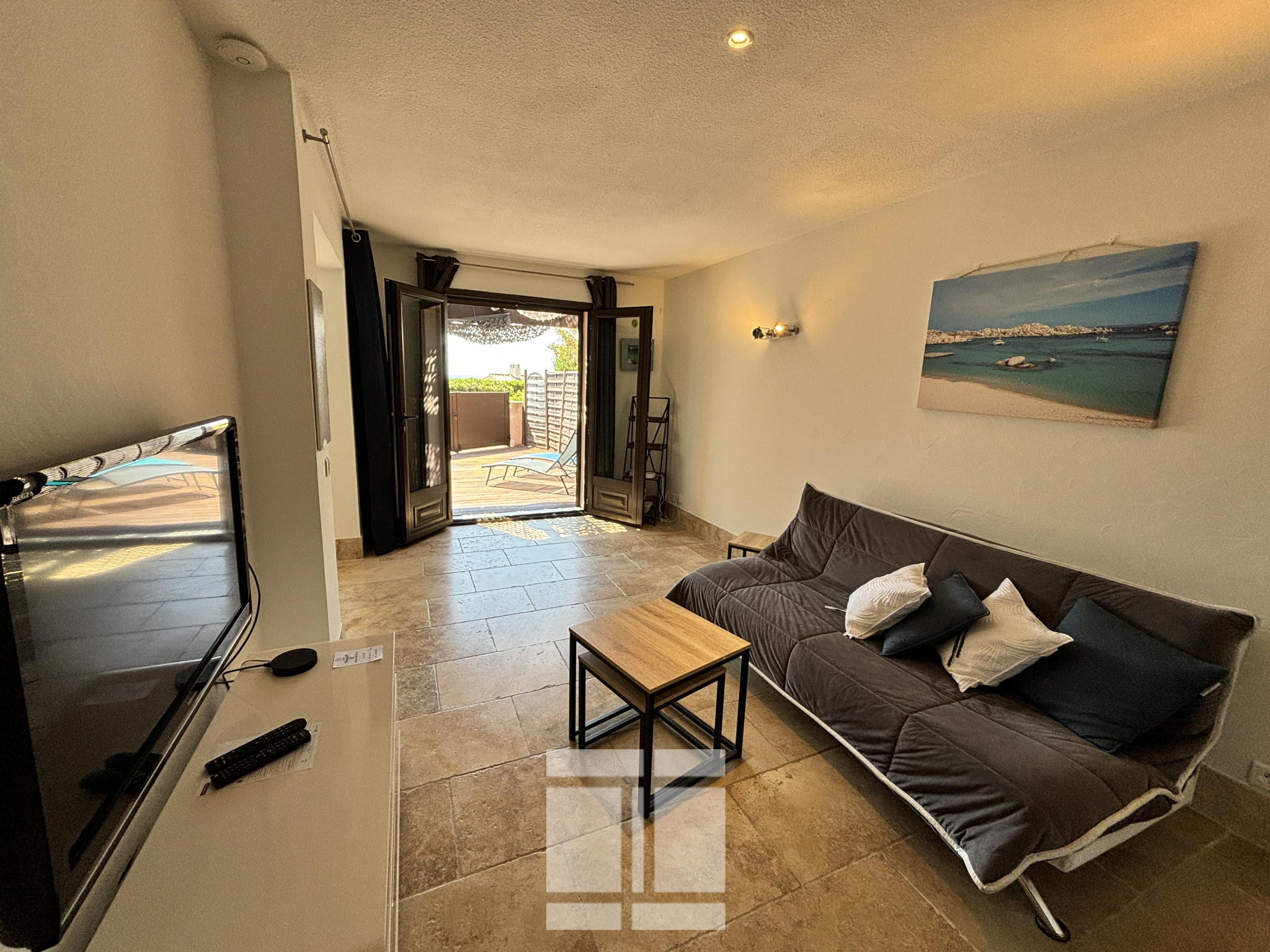 PORTICCIO - JOLI T2/3 AVEC GRANDE TERRASSE DE 30 M2 VUE MER
