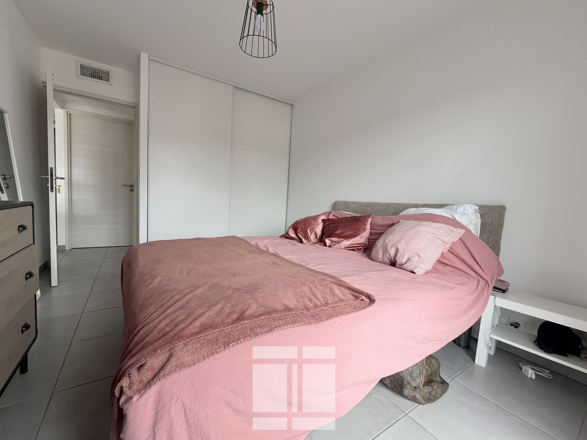 PORTICCIO - T2 DERNIER ETAGE AVEC GRANDE TERRASSE DE 25 M2