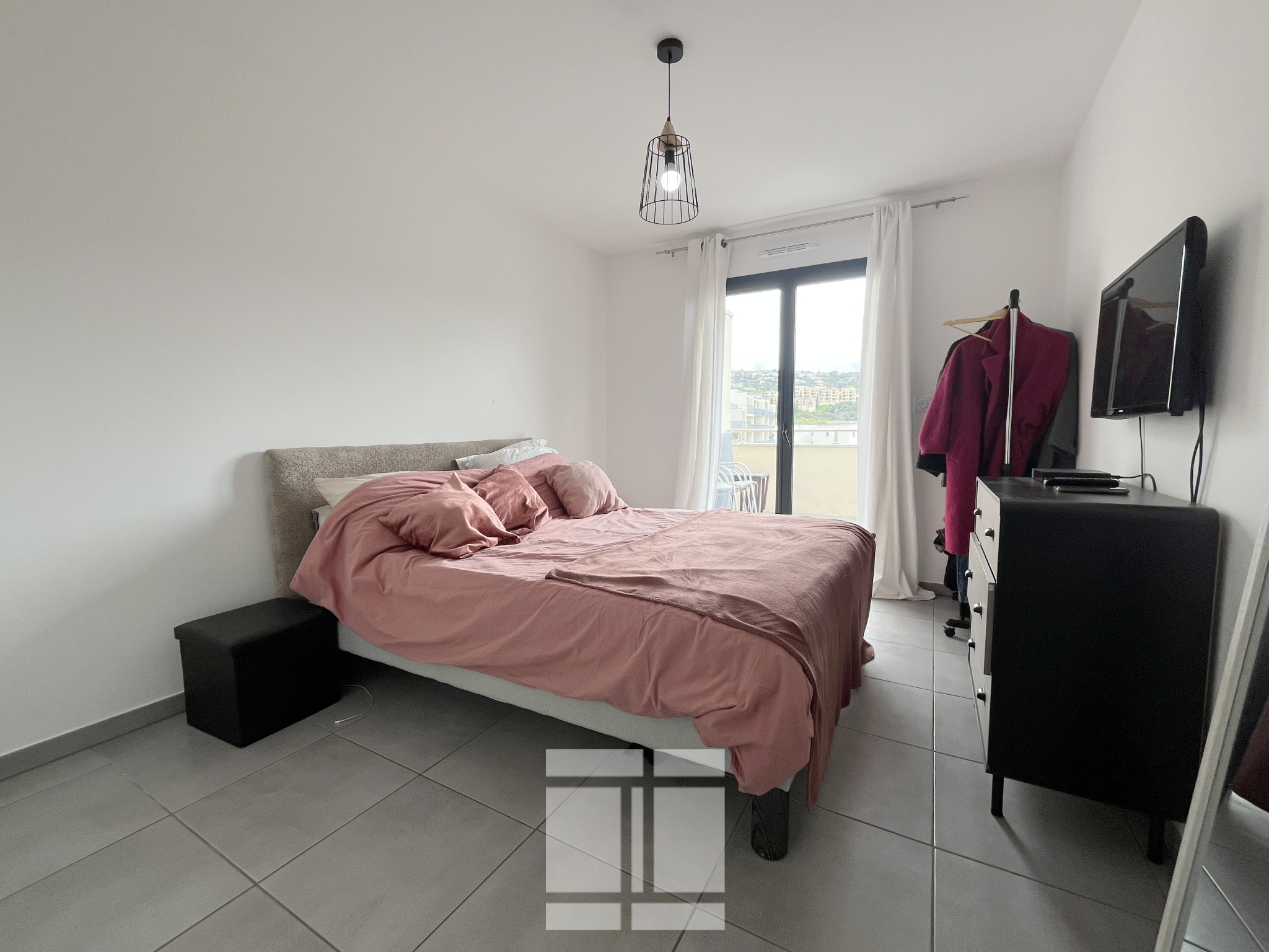 PORTICCIO - T2 DERNIER ETAGE AVEC GRANDE TERRASSE DE 25 M2