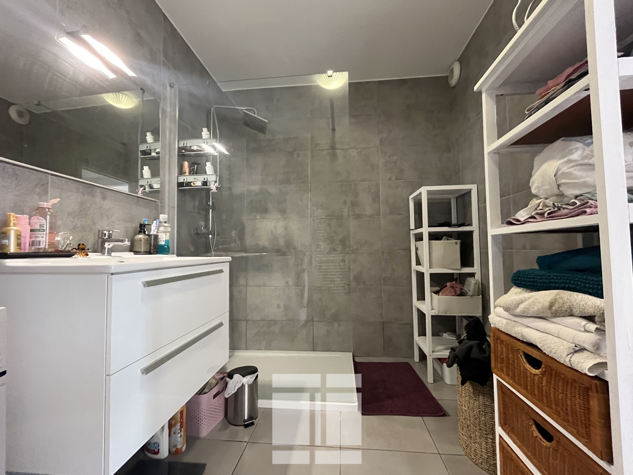 PORTICCIO - T2 DERNIER ETAGE AVEC GRANDE TERRASSE DE 25 M2