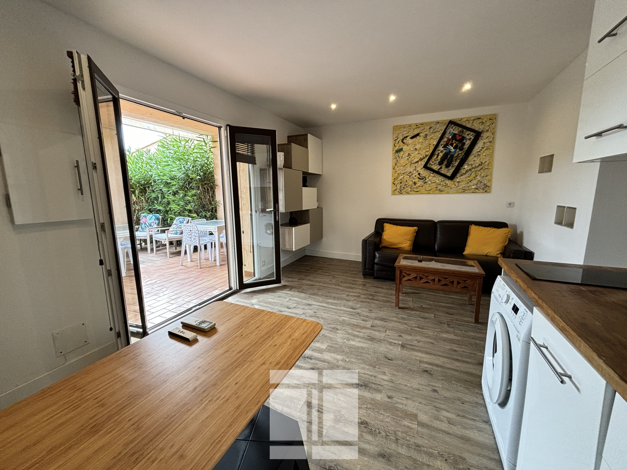 Exclusivité - Agosta - 2 Pièces, résidence avec piscine, proche plage et commodités