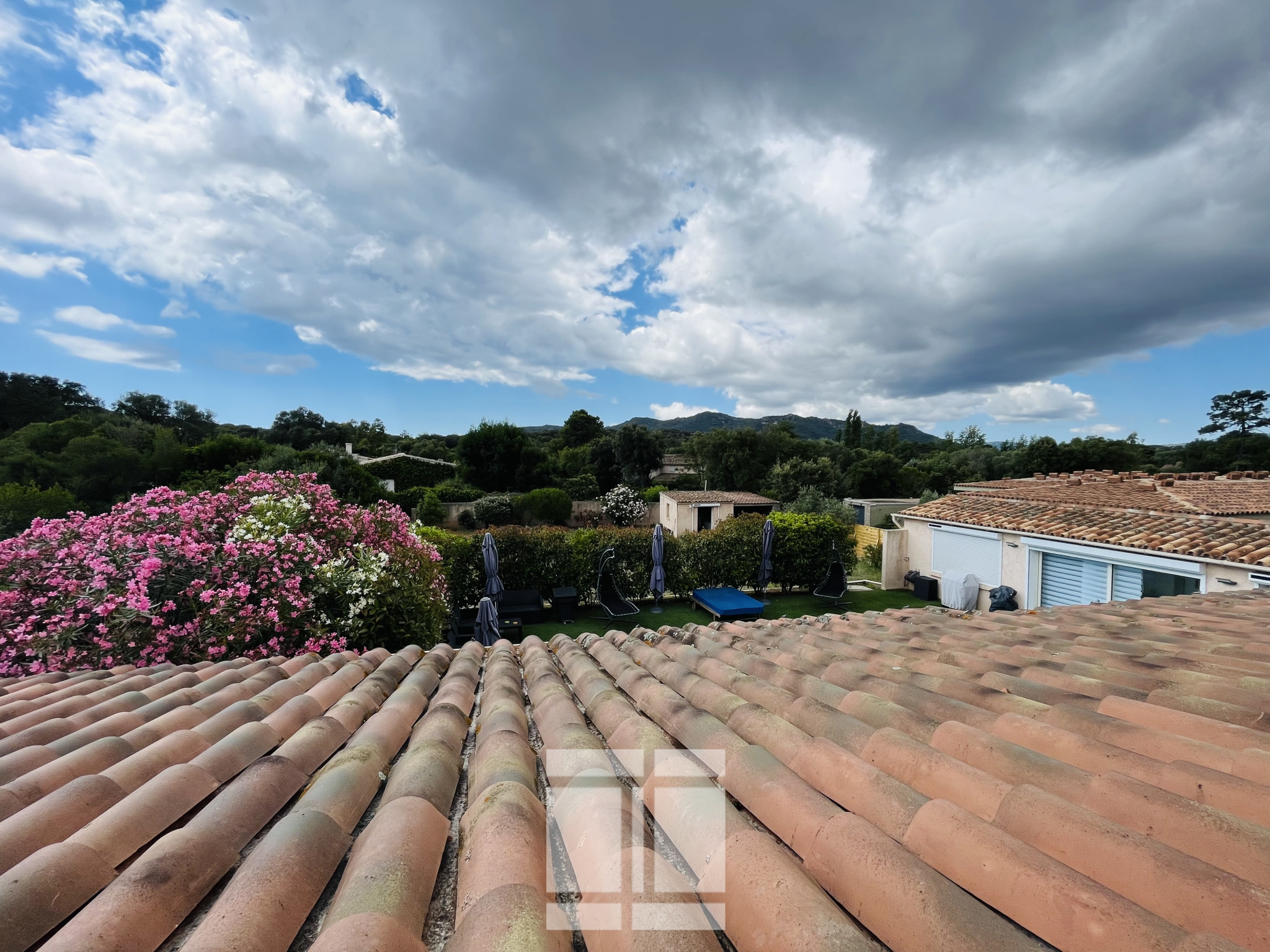 VILLA A QUELQUES MINUTES DU CENTRE DE PORTO-VECCHIO