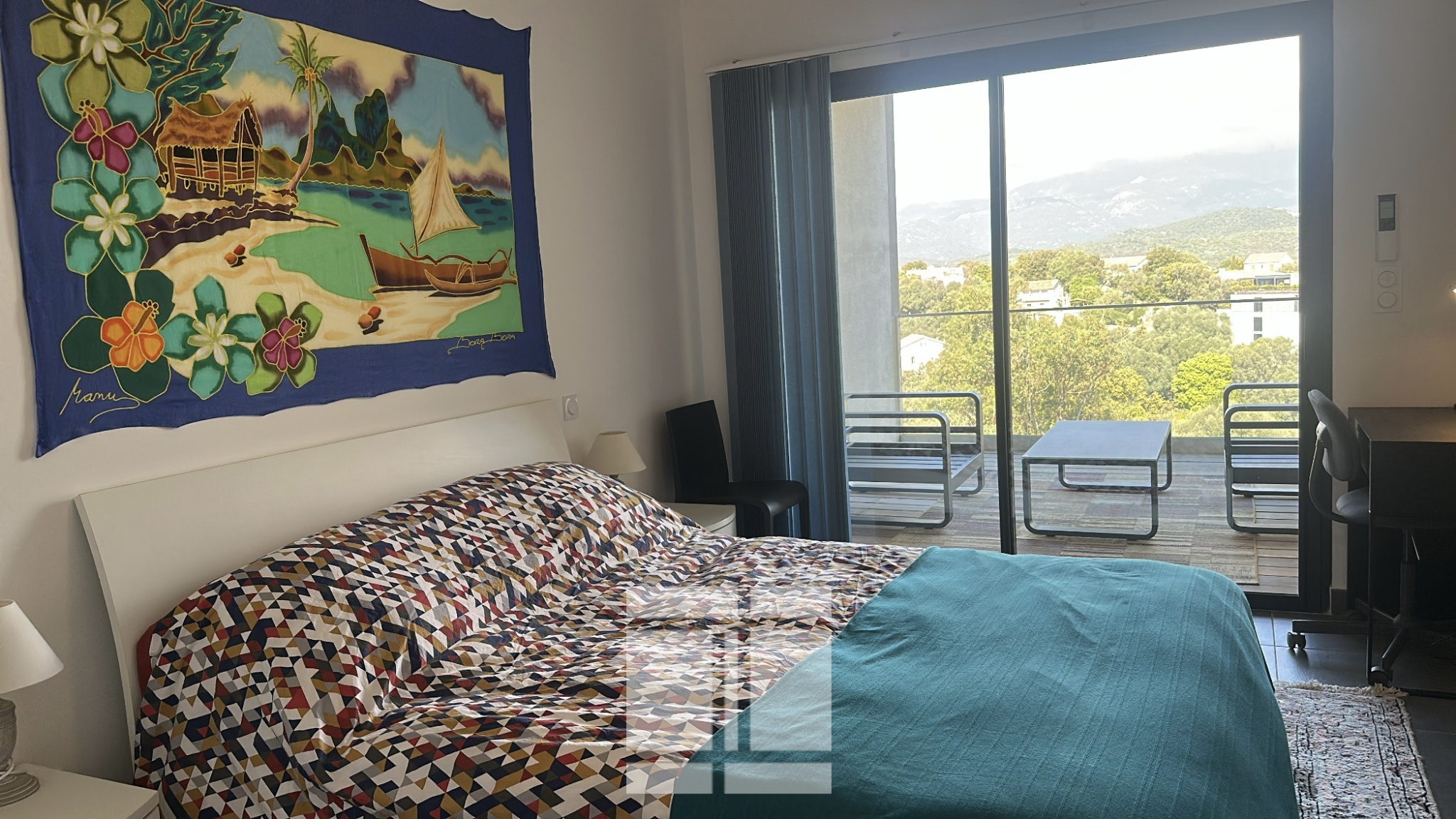 Superbe Appartement 2 Chambres avec Grande Terrasse   Centre de Porto-Vecchio