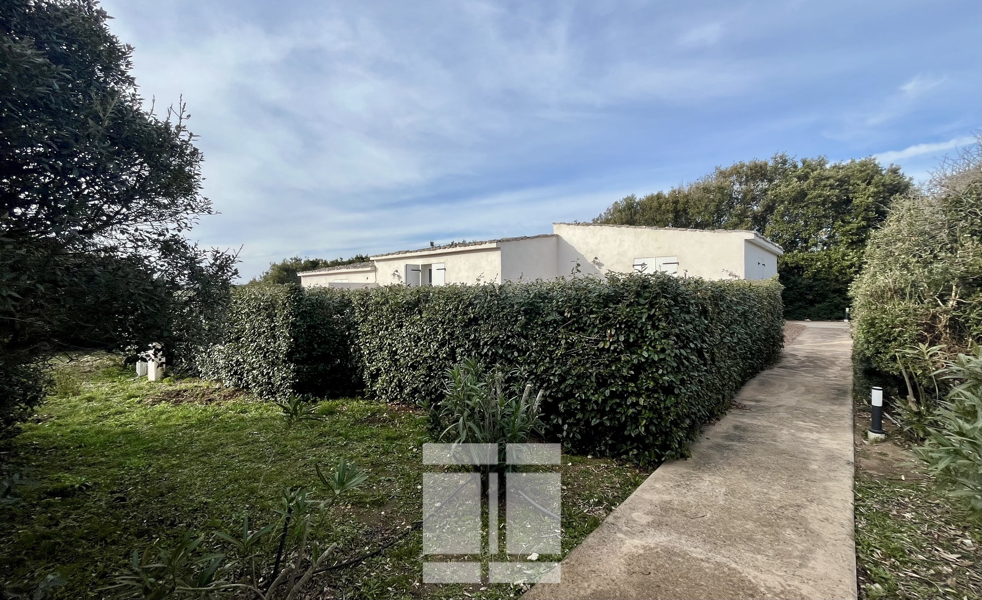 Vente exclusive : Propriété à Bonifacio!