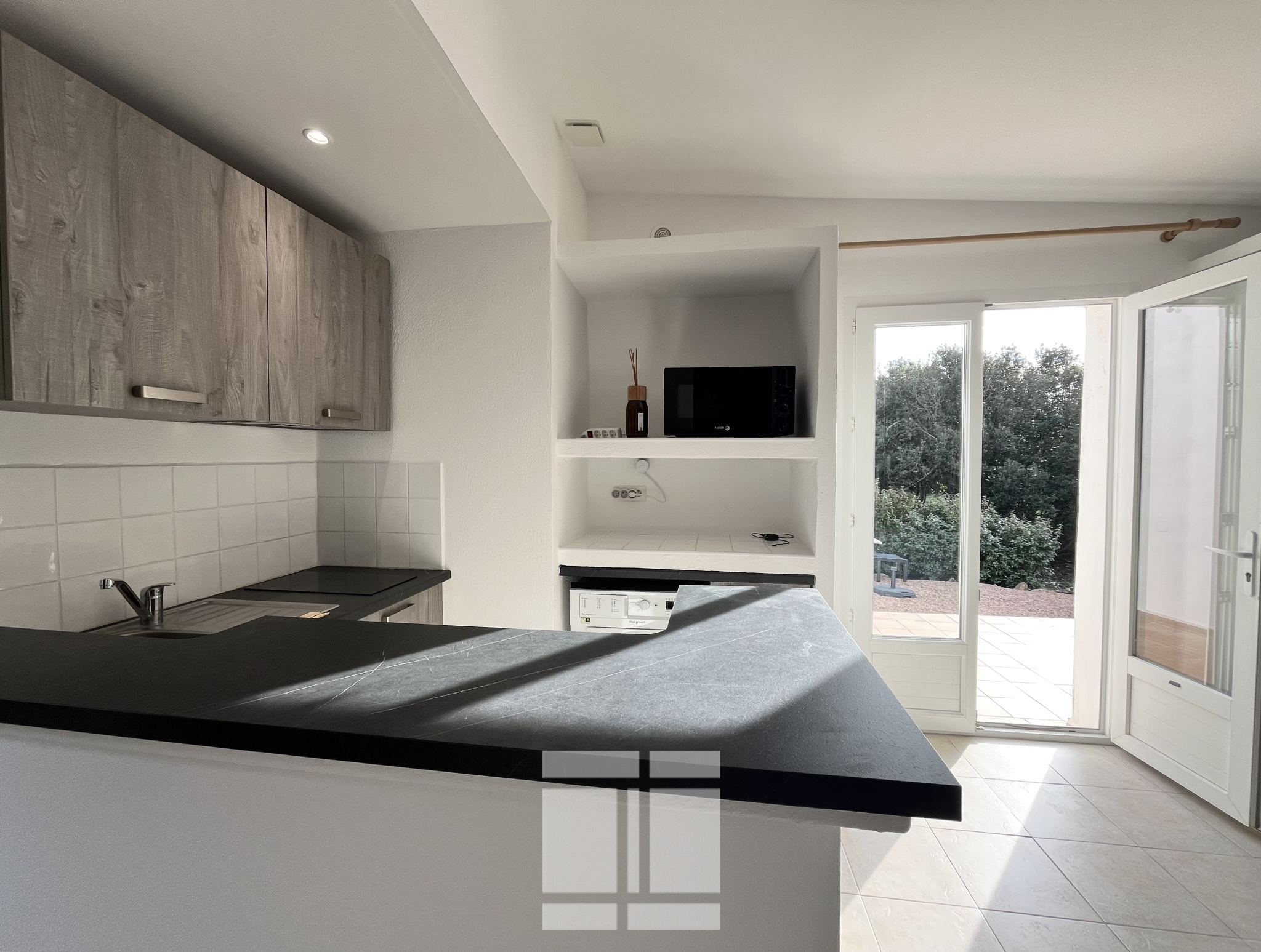 Vente exclusive : Propriété à Bonifacio!