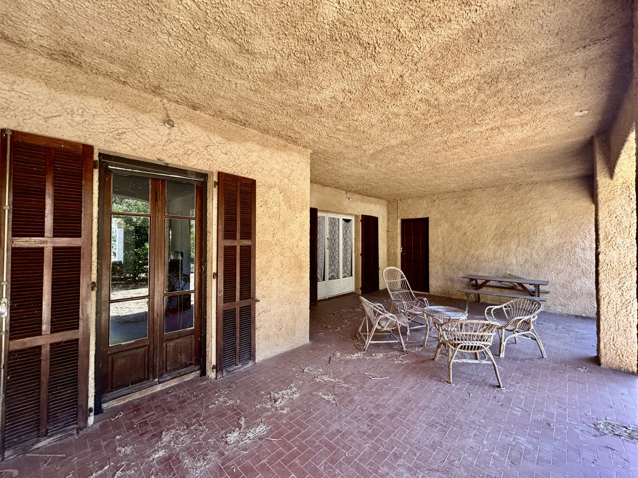 A VENDRE - MAISON A FORT POTENTIEL A DEUX PAS DE CALVI