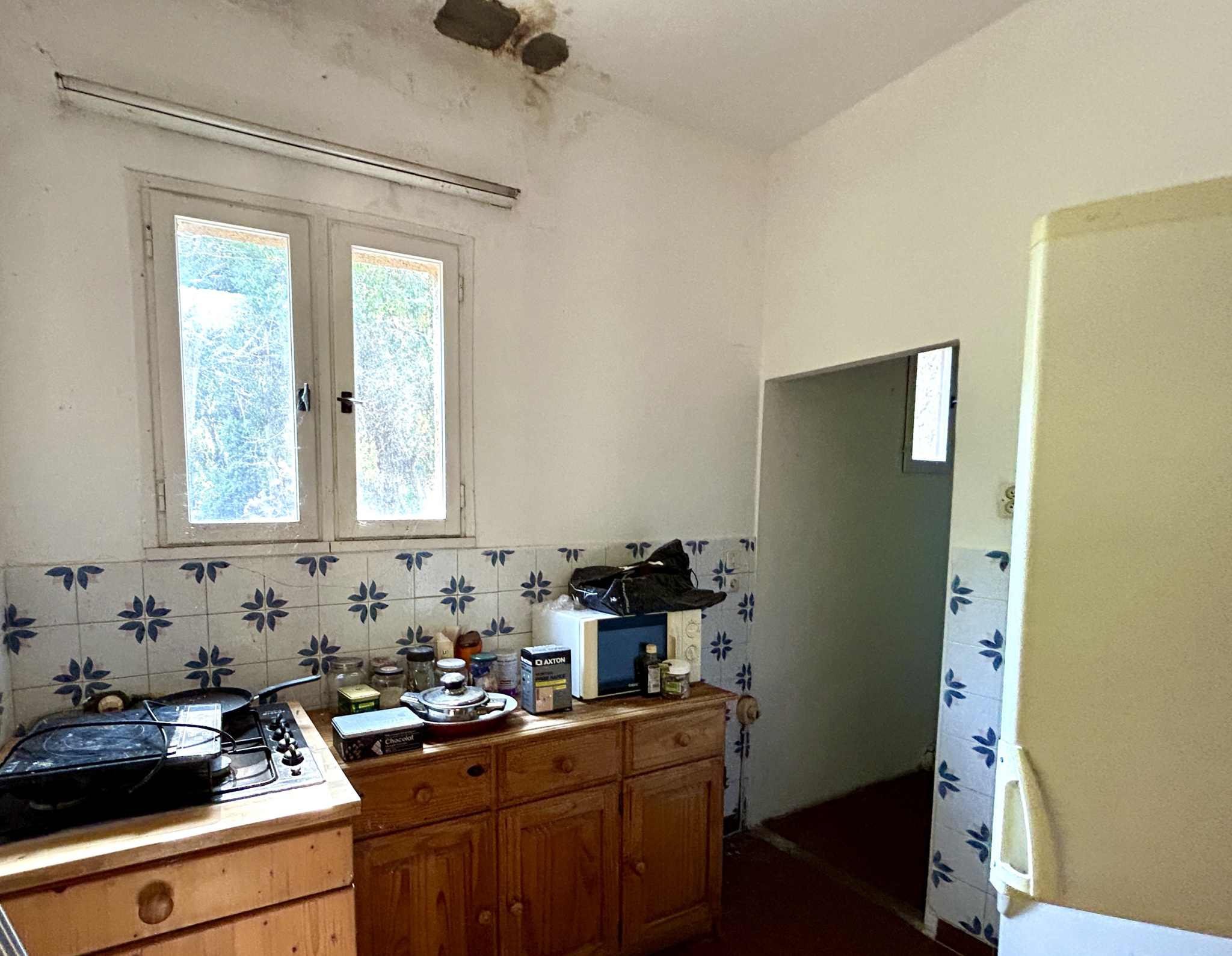 A VENDRE - MAISON A FORT POTENTIEL A DEUX PAS DE CALVI