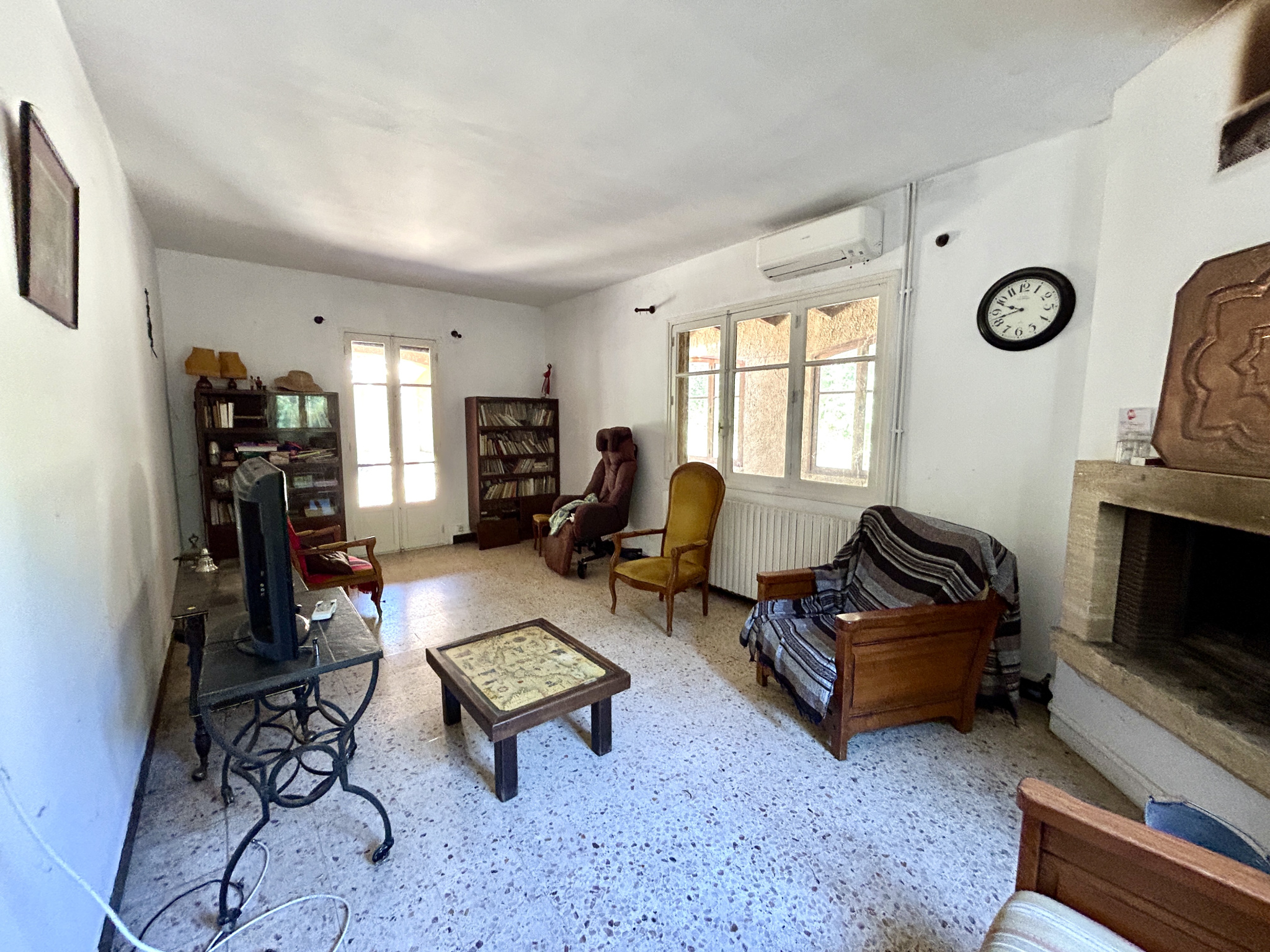 A VENDRE - MAISON A FORT POTENTIEL A DEUX PAS DE CALVI