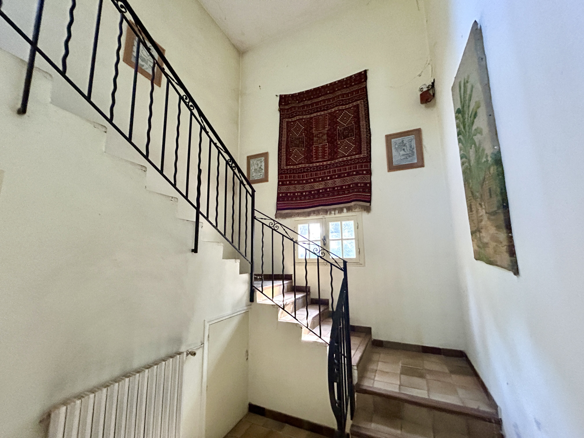 A VENDRE - MAISON A FORT POTENTIEL A DEUX PAS DE CALVI