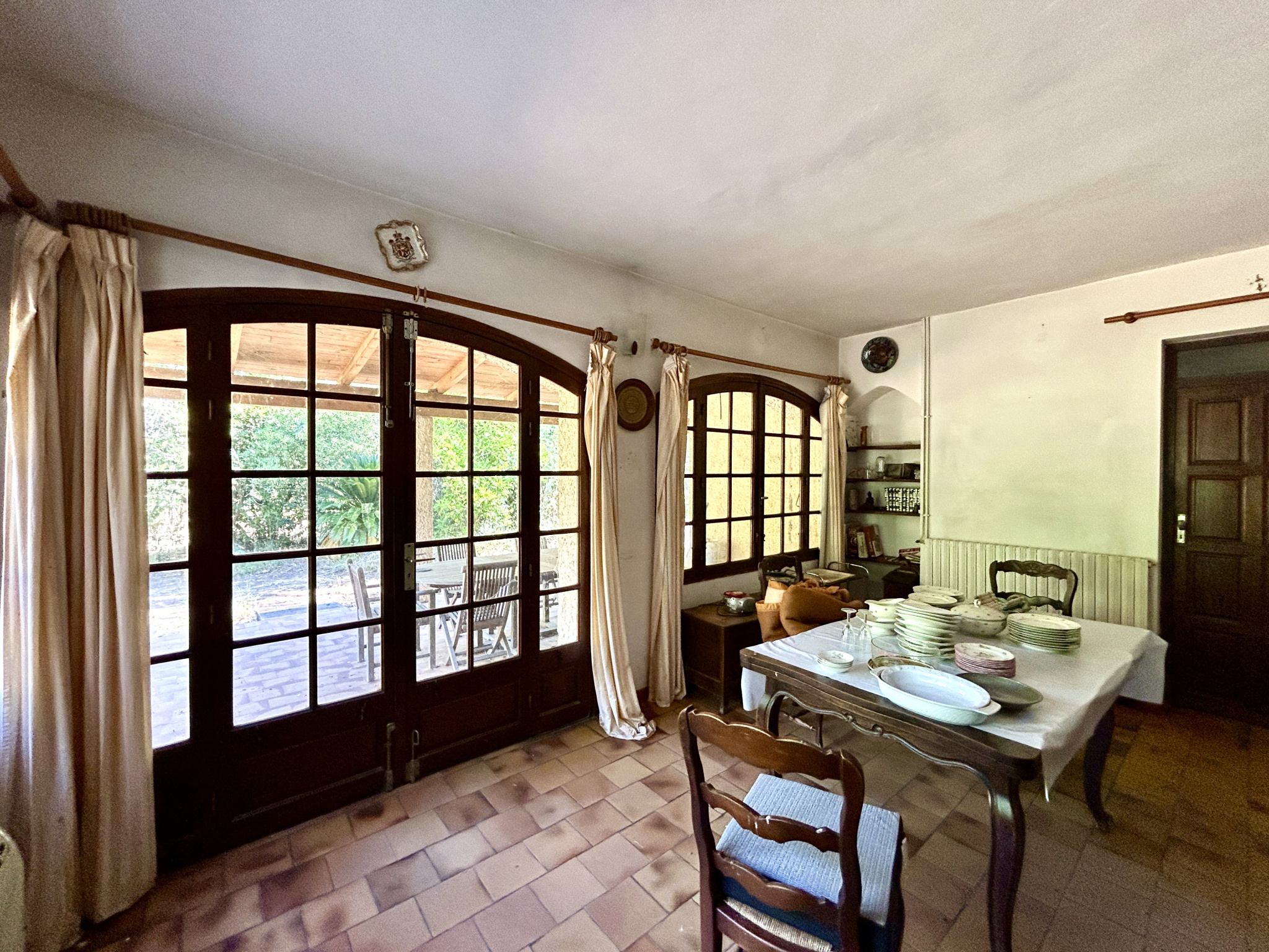 A VENDRE - MAISON A FORT POTENTIEL A DEUX PAS DE CALVI