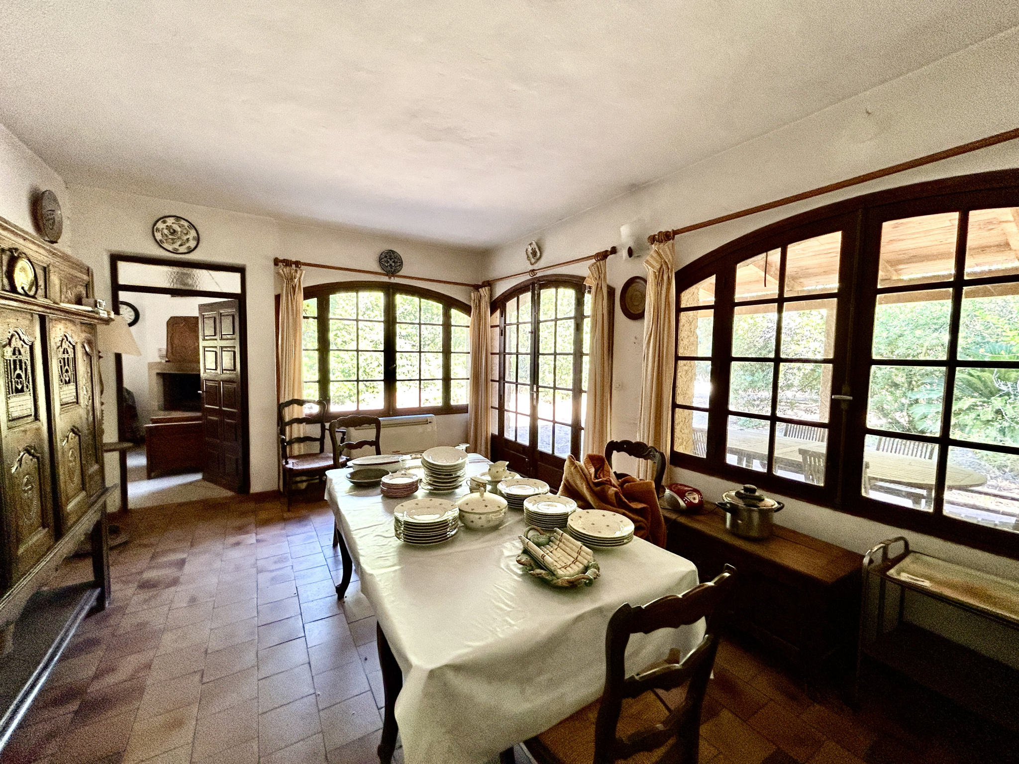 A VENDRE - MAISON A FORT POTENTIEL A DEUX PAS DE CALVI