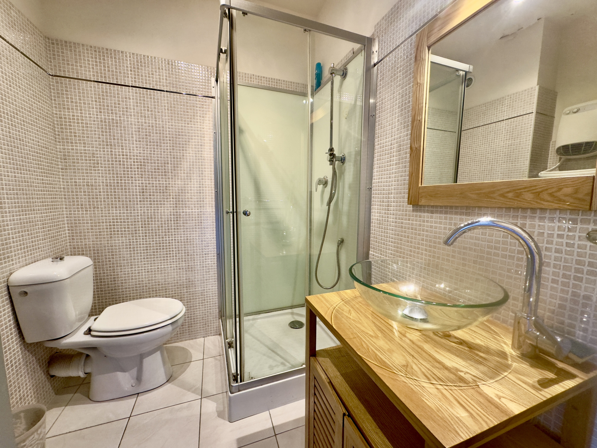 A VENDRE - APPARTEMENT DE 23,92M2 AVEC TERRASSE - VUE MER - L'ILE ROUSSE