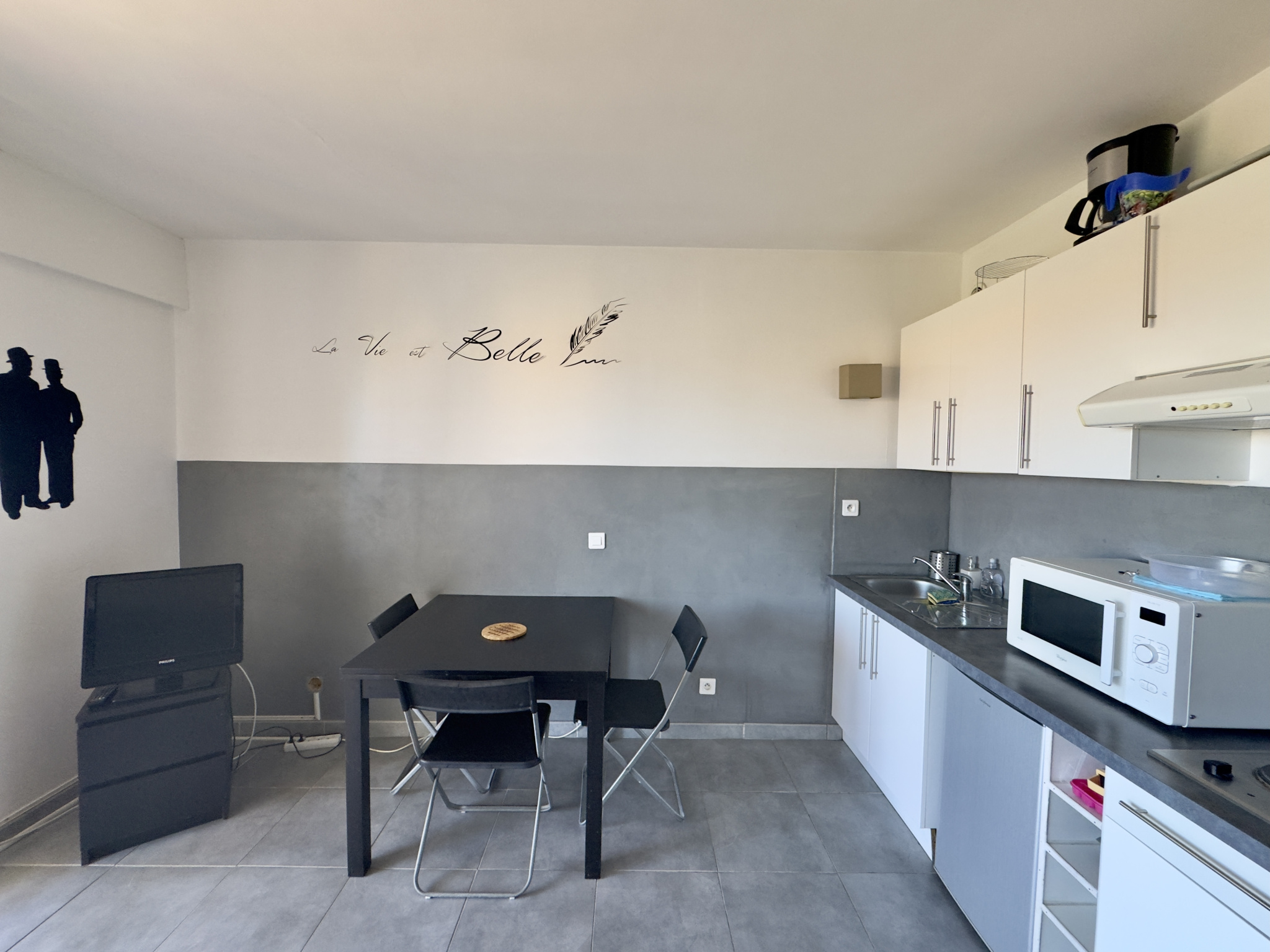 A VENDRE - APPARTEMENT DE 23,92M2 AVEC TERRASSE - VUE MER - L'ILE ROUSSE