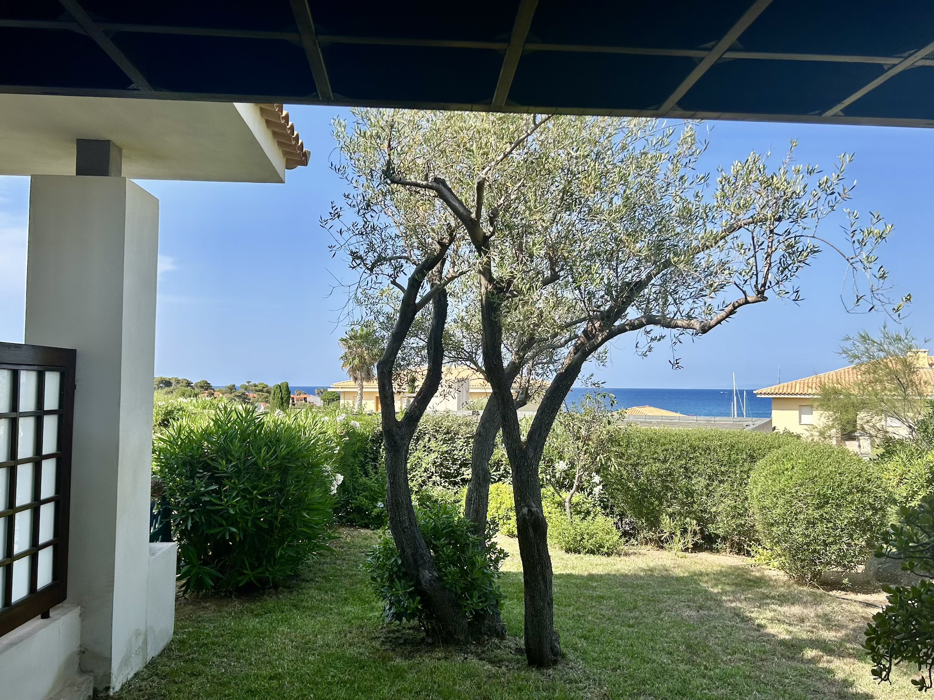 A VENDRE - REZ DE JARDIN 400M DE LA PLAGE - LUMIO