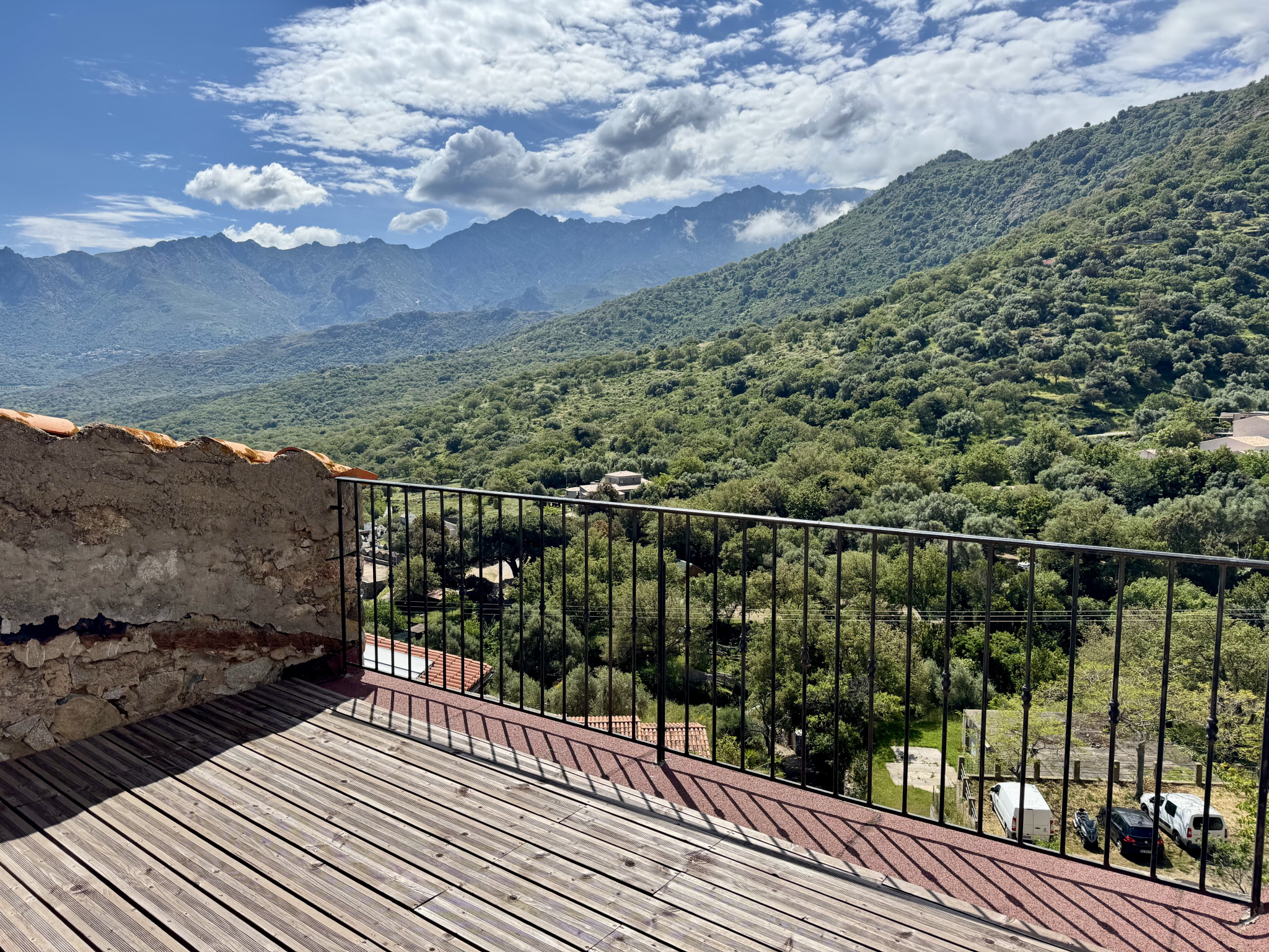 A VENDRE - MAISON DE VILLAGE - AVAPESSA