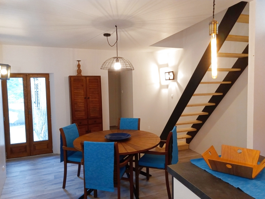 A VENDRE - MAISON DE VILLAGE - AVAPESSA