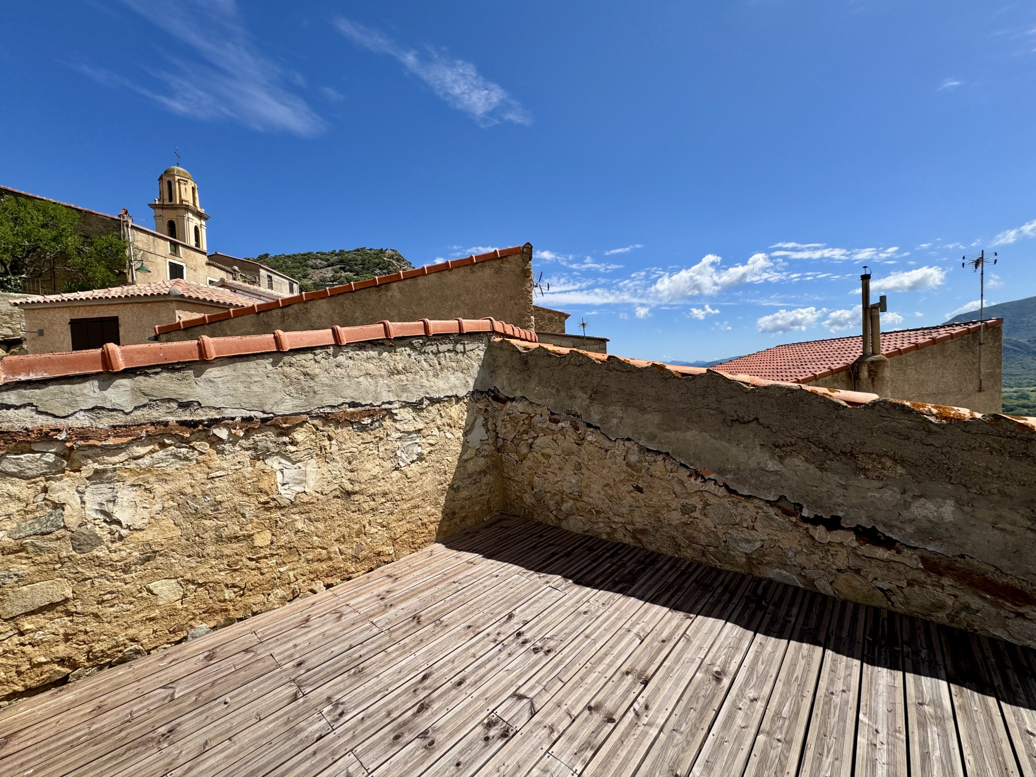 A VENDRE - MAISON DE VILLAGE - AVAPESSA