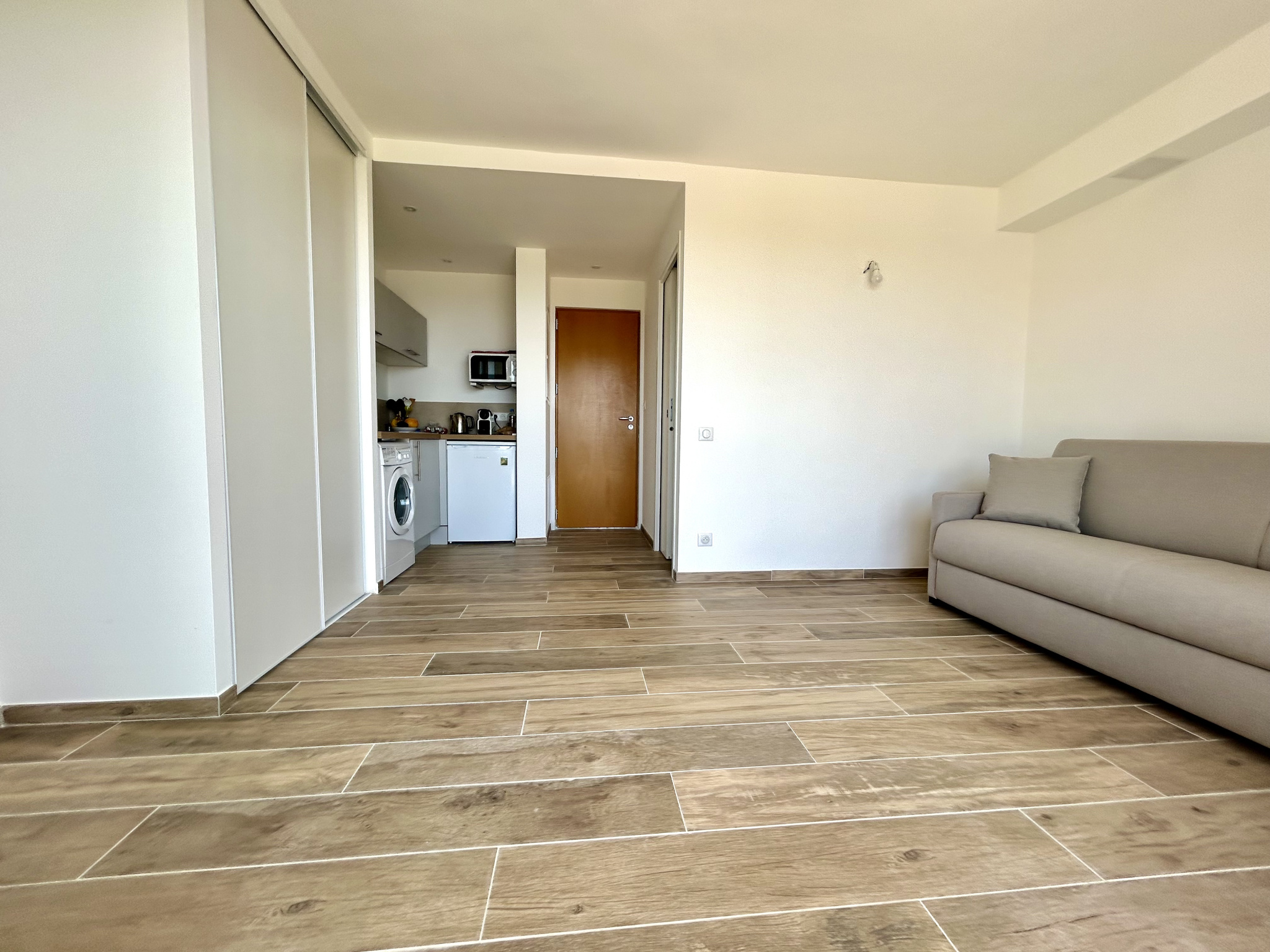 A VENDRE - APPARTEMENT REFAIT A NEUF AVEC VUE MER ET MONTAGNES - LUMIO