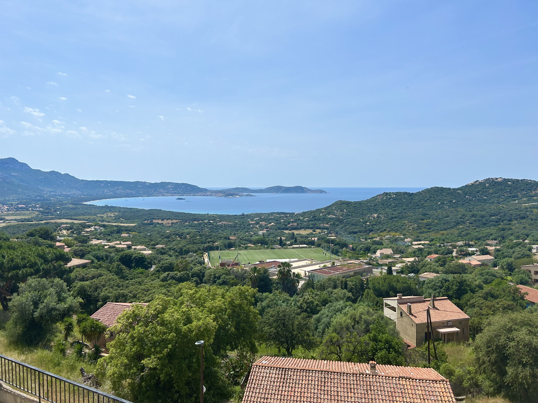A VENDRE - APPARTEMENT REFAIT A NEUF AVEC VUE MER ET MONTAGNES - LUMIO