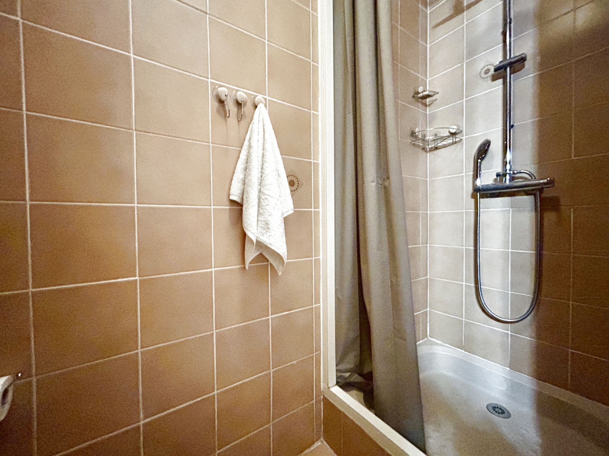 A VENDRE - APPARTEMENT DE TYPE 2 -42m2 AVEC TERRASSE - CENTRE VILLE - L'ILE ROUSSE