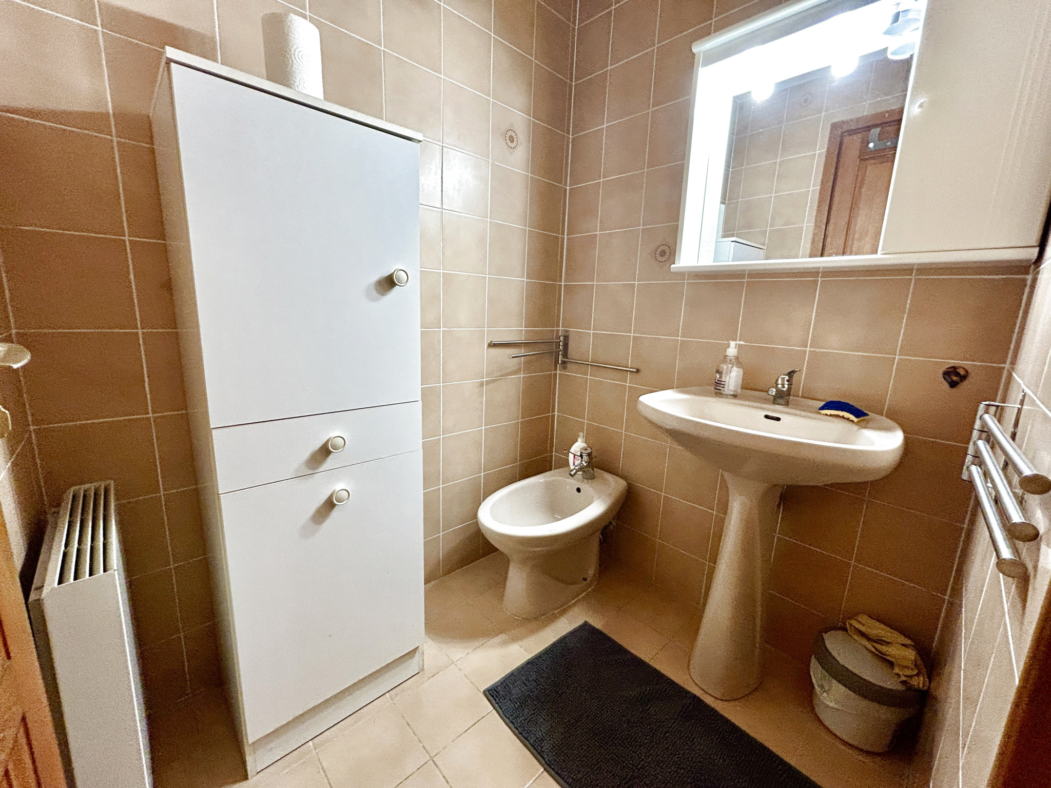 A VENDRE - APPARTEMENT DE TYPE 2 -42m2 AVEC TERRASSE - CENTRE VILLE - L'ILE ROUSSE